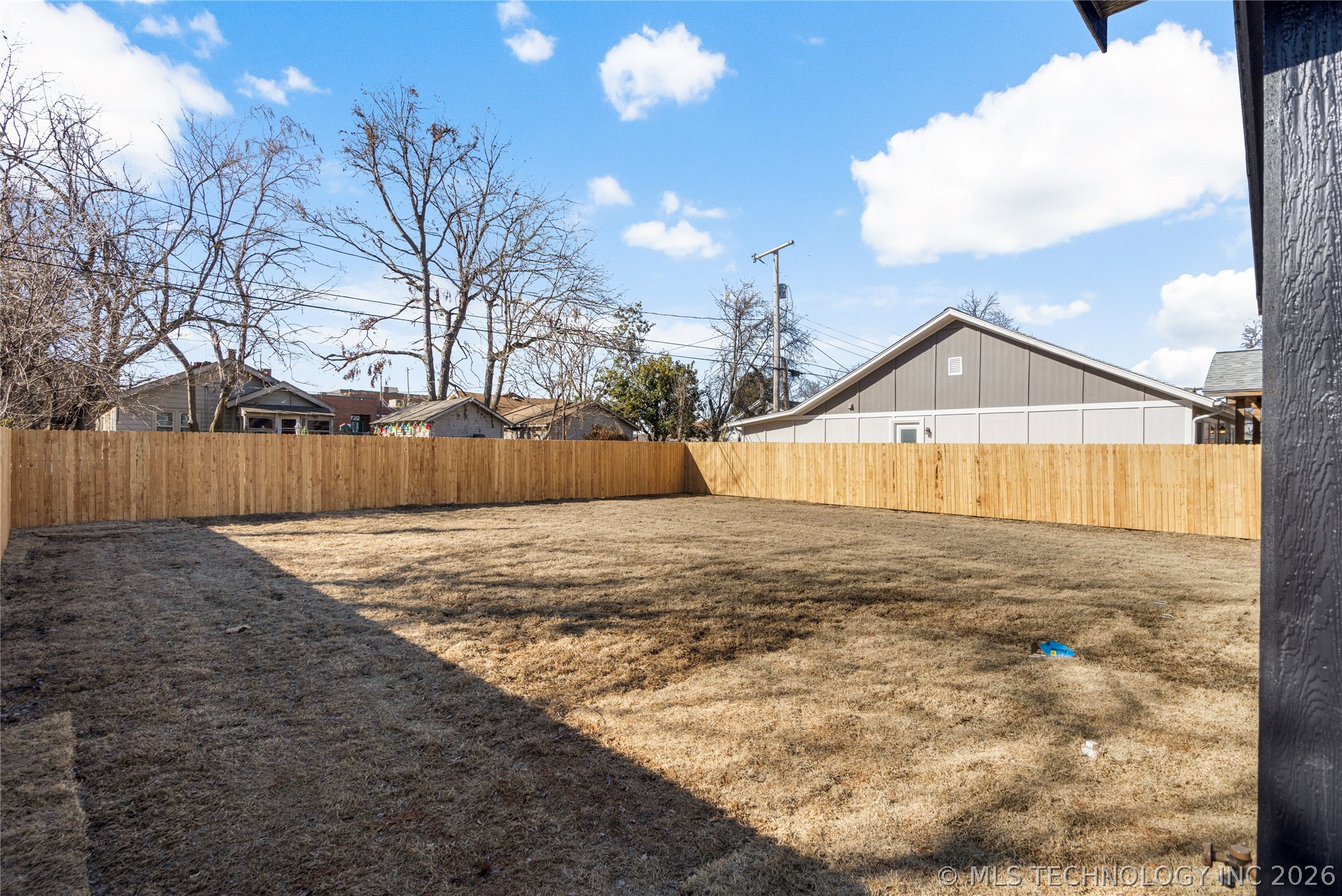 1732 S Jamestown Avenue Property Photo 58