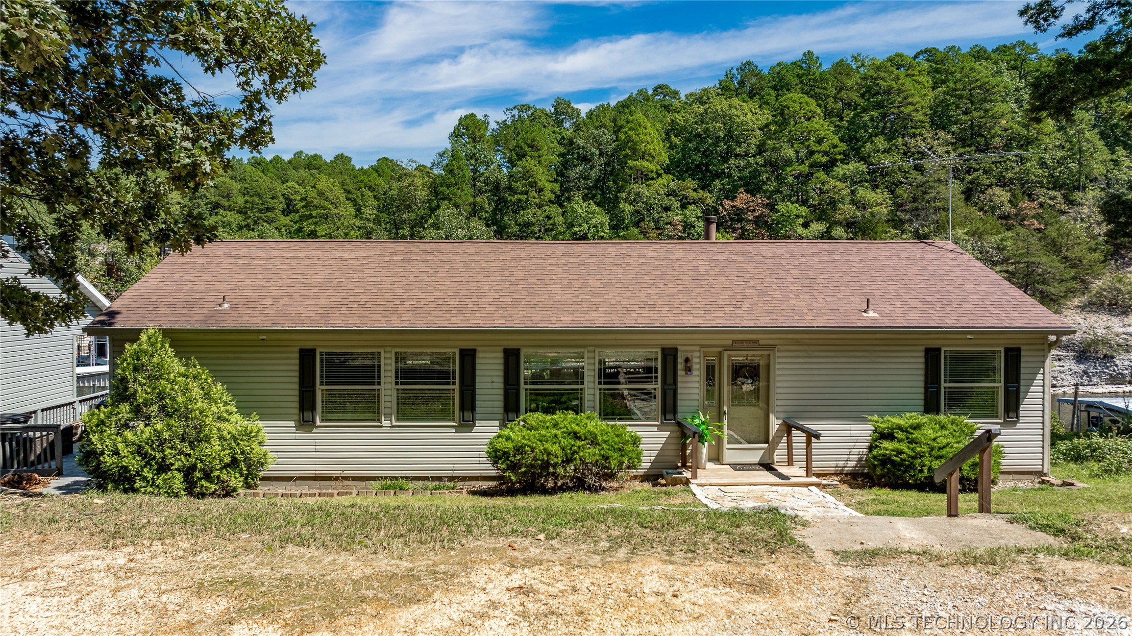 58700 E 336 Road Property Photo 1
