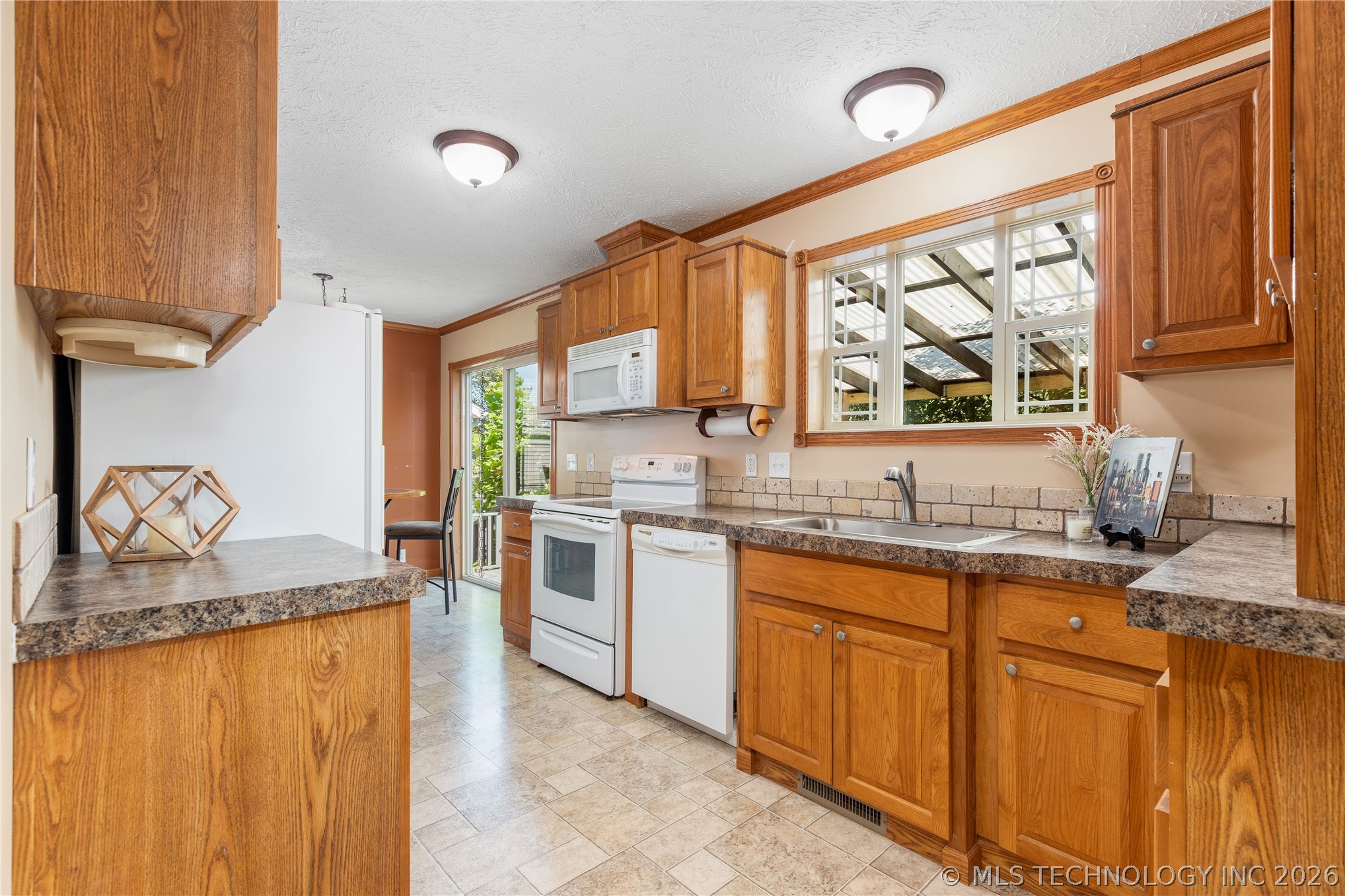 58700 E 336 Road Property Photo 14