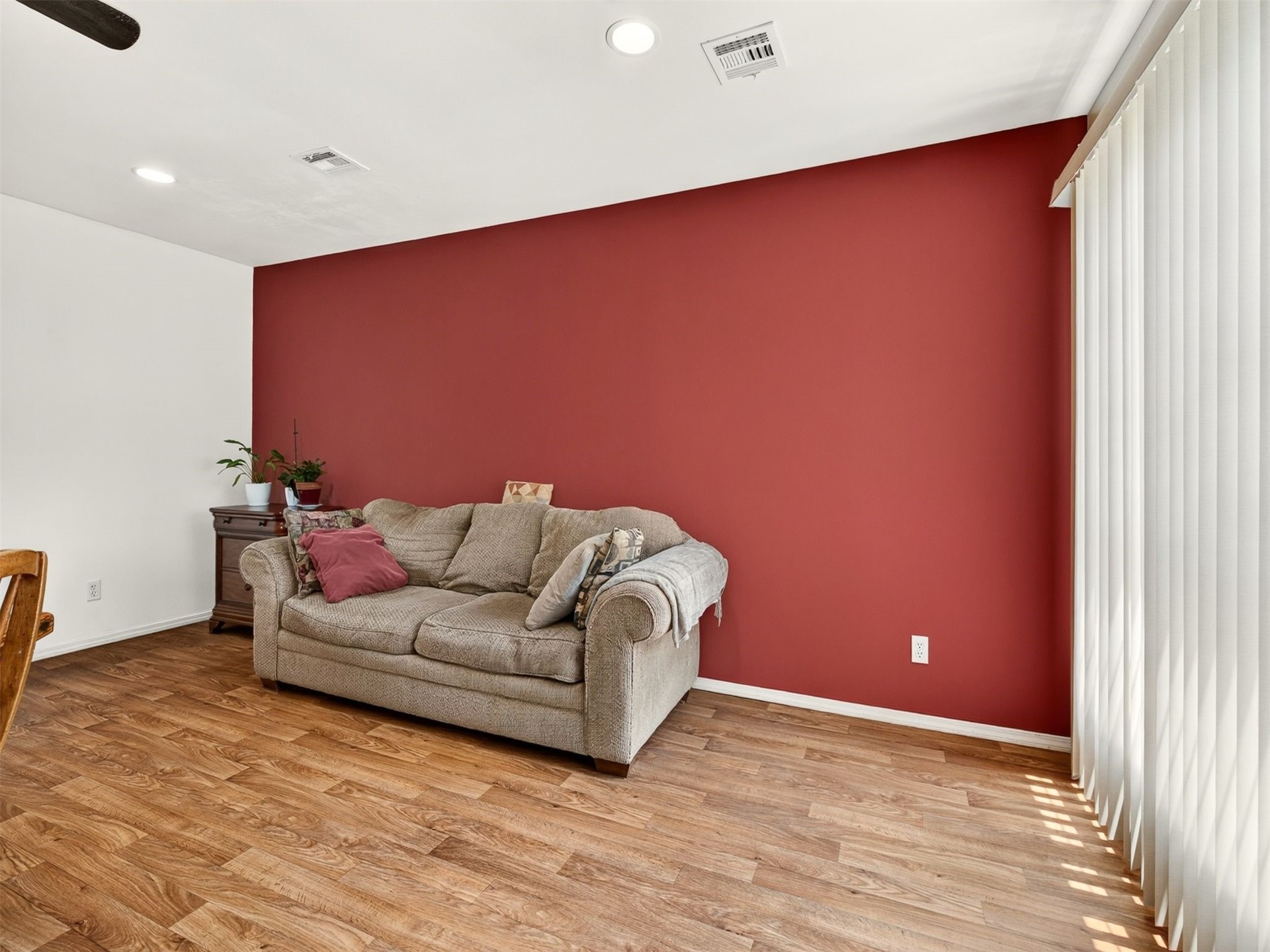 308 W K Street Property Photo 15