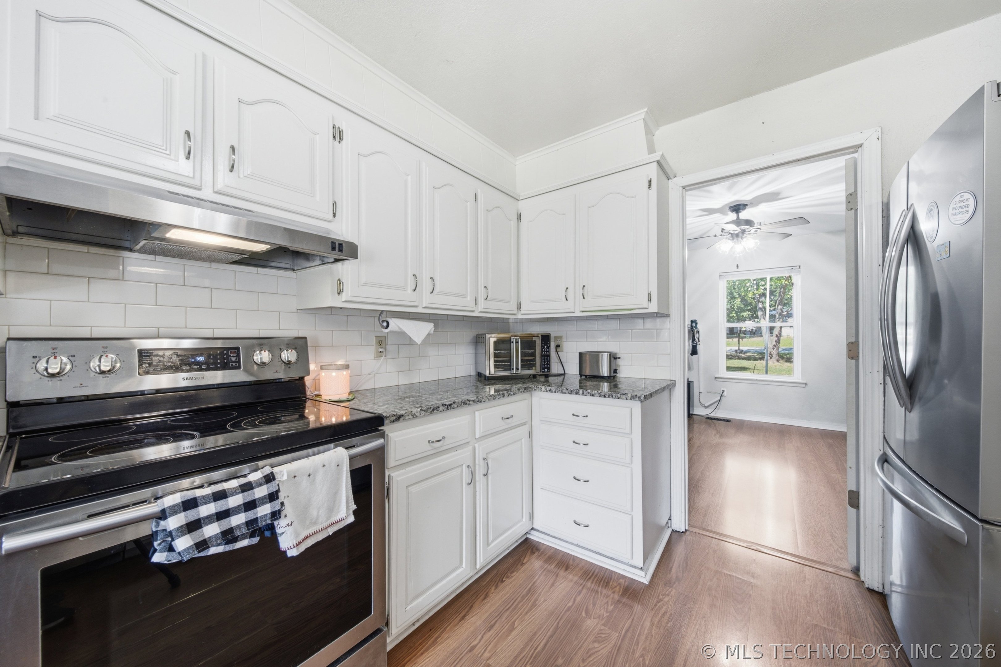 7324 S Dennis Boulevard Property Photo 16