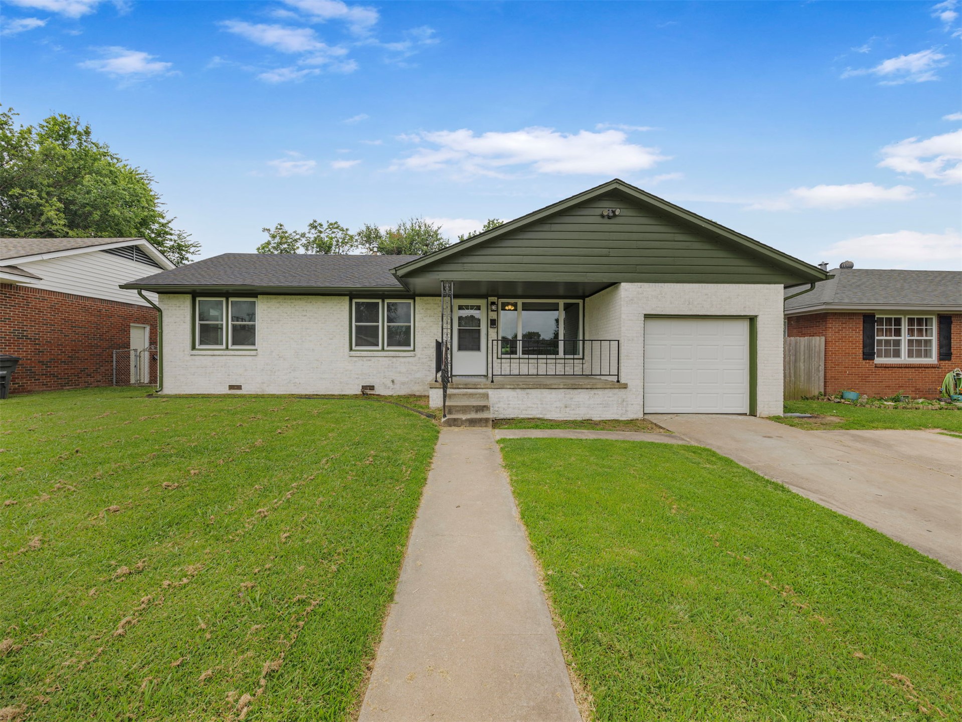 7816 E 4th Street