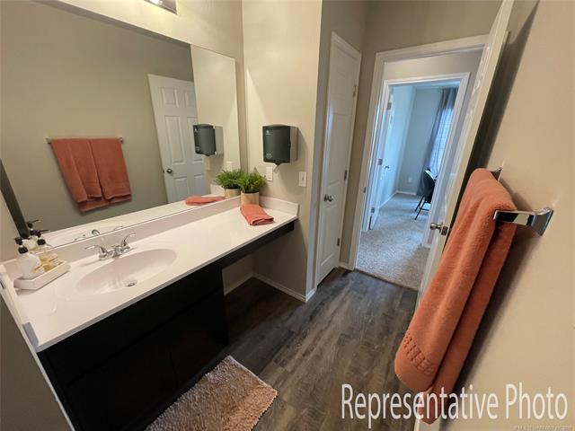 3115 S 15th Place Property Photo 20