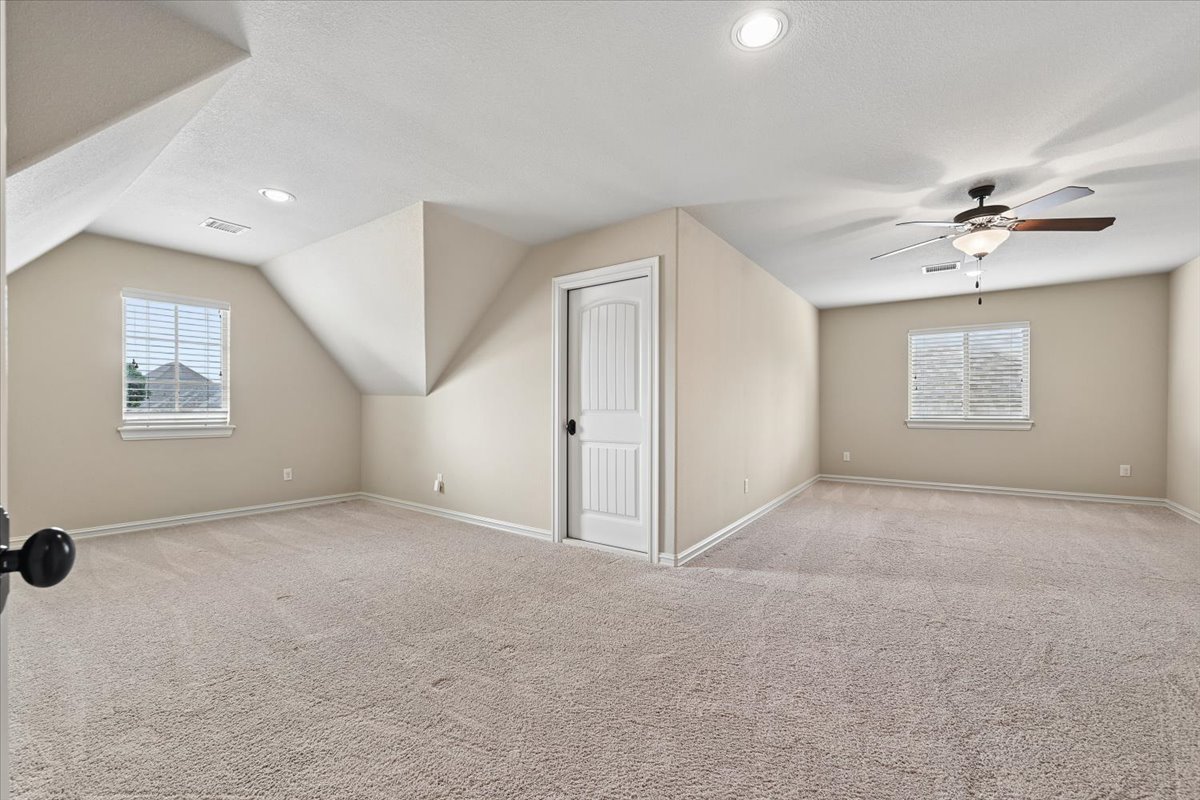 9669 E 107th Street Property Photo 55