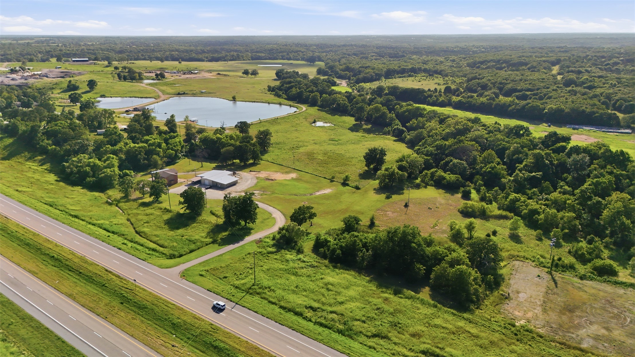 10255 Us Hwy 377 Property Photo 3