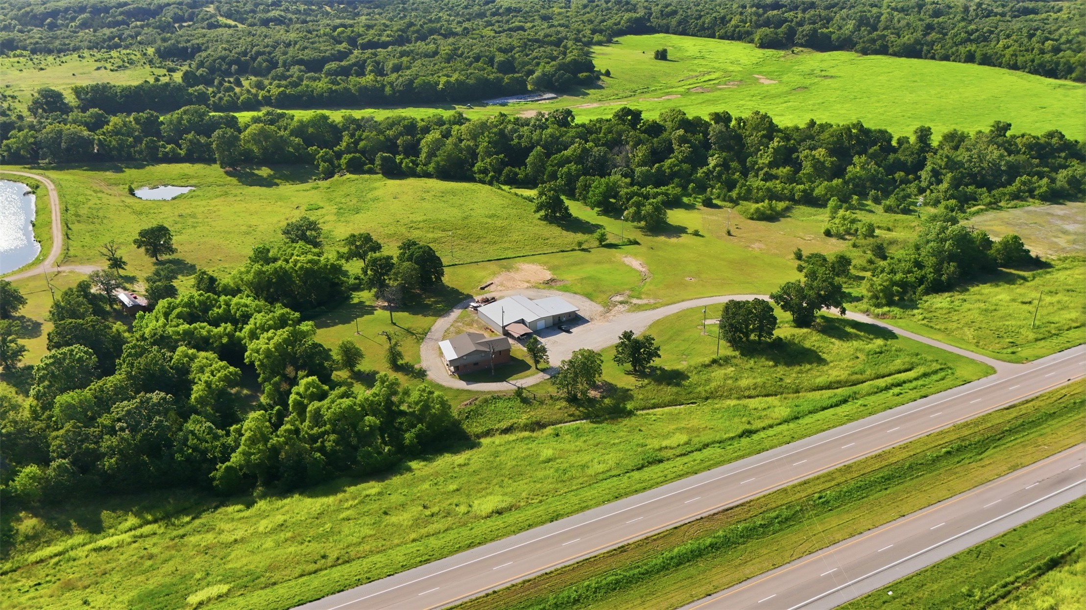 10255 Us Hwy 377 Property Photo 5