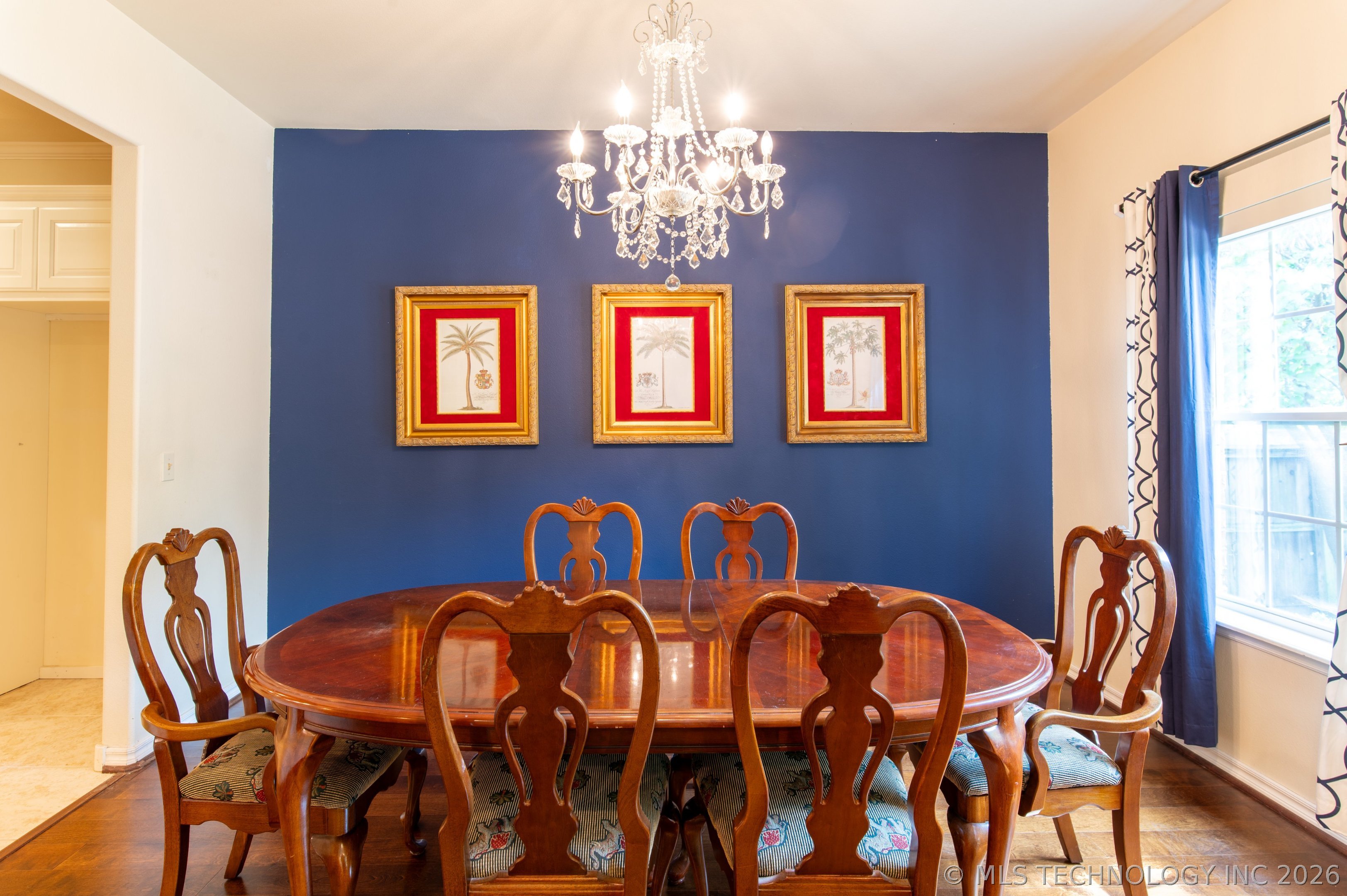 10912 Augusta Drive Property Photo 6