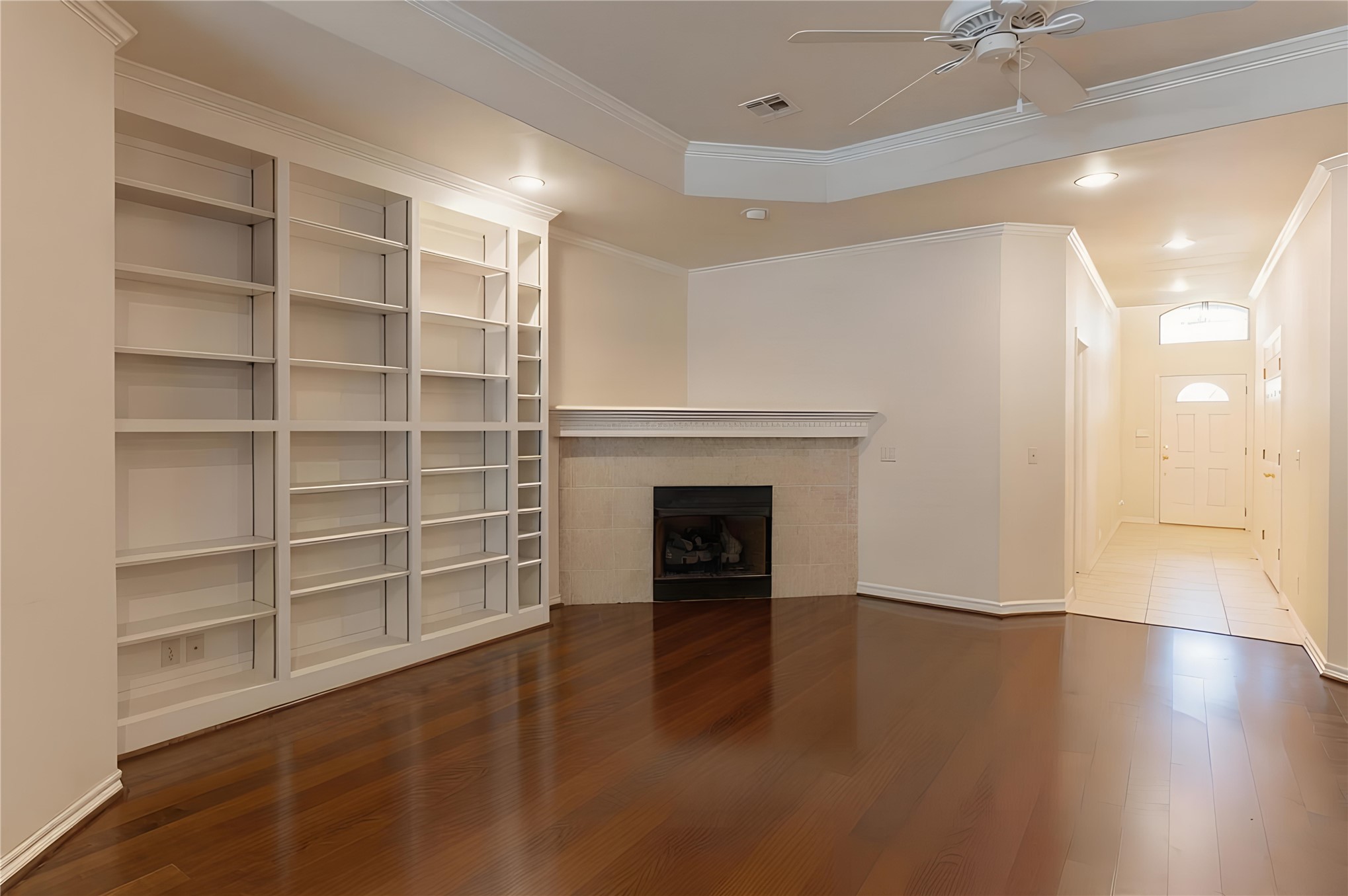 10912 Augusta Drive Property Photo 6