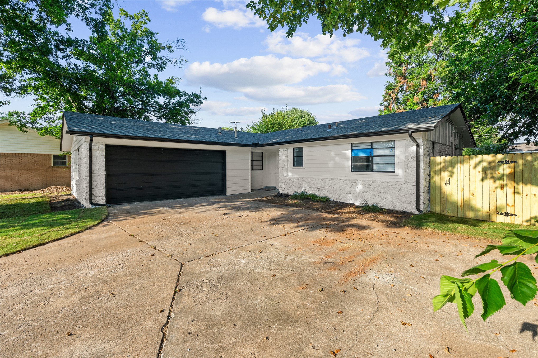 1017 N Hickory Place