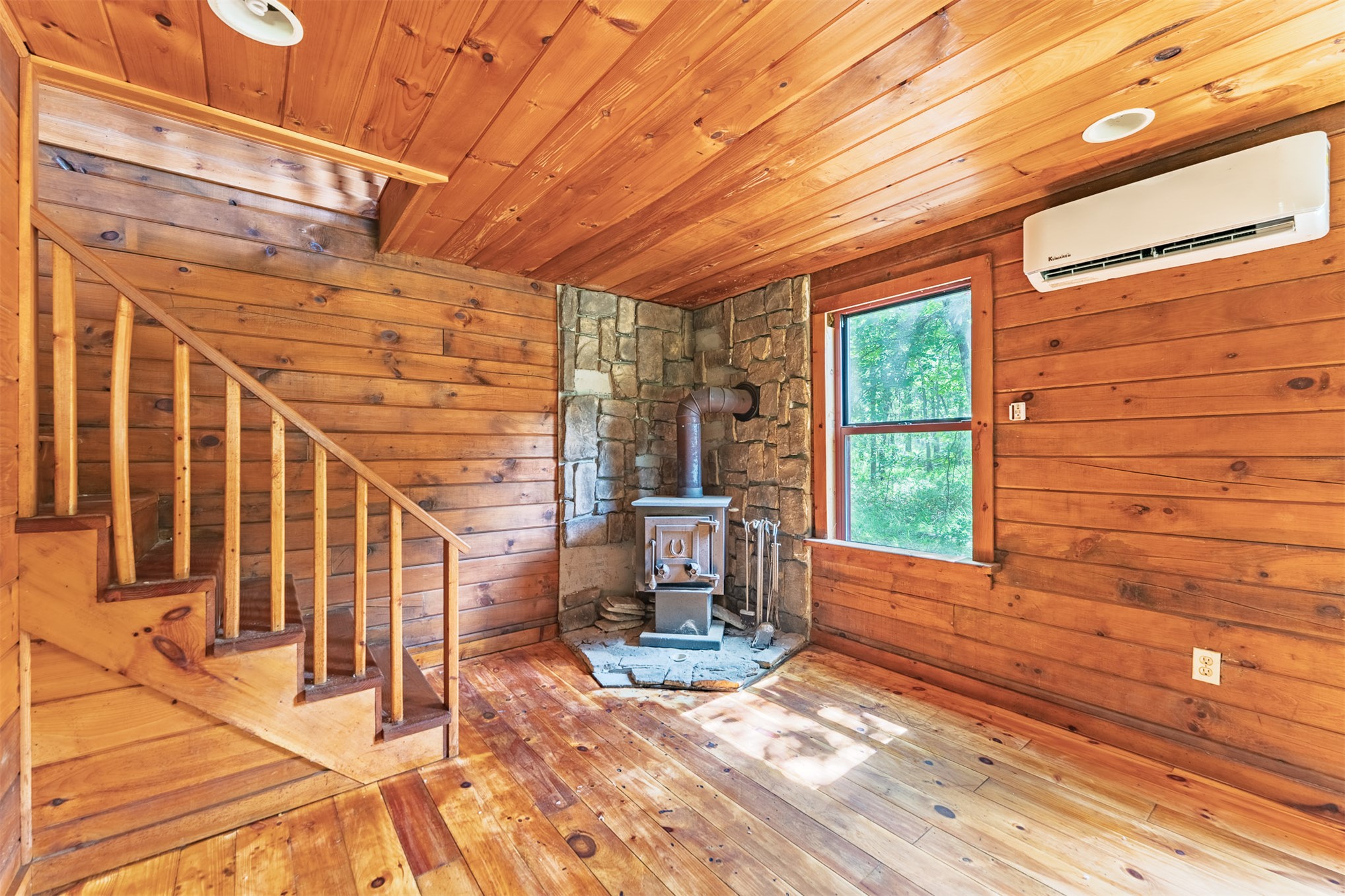 999 County Road 2265 Property Photo 57
