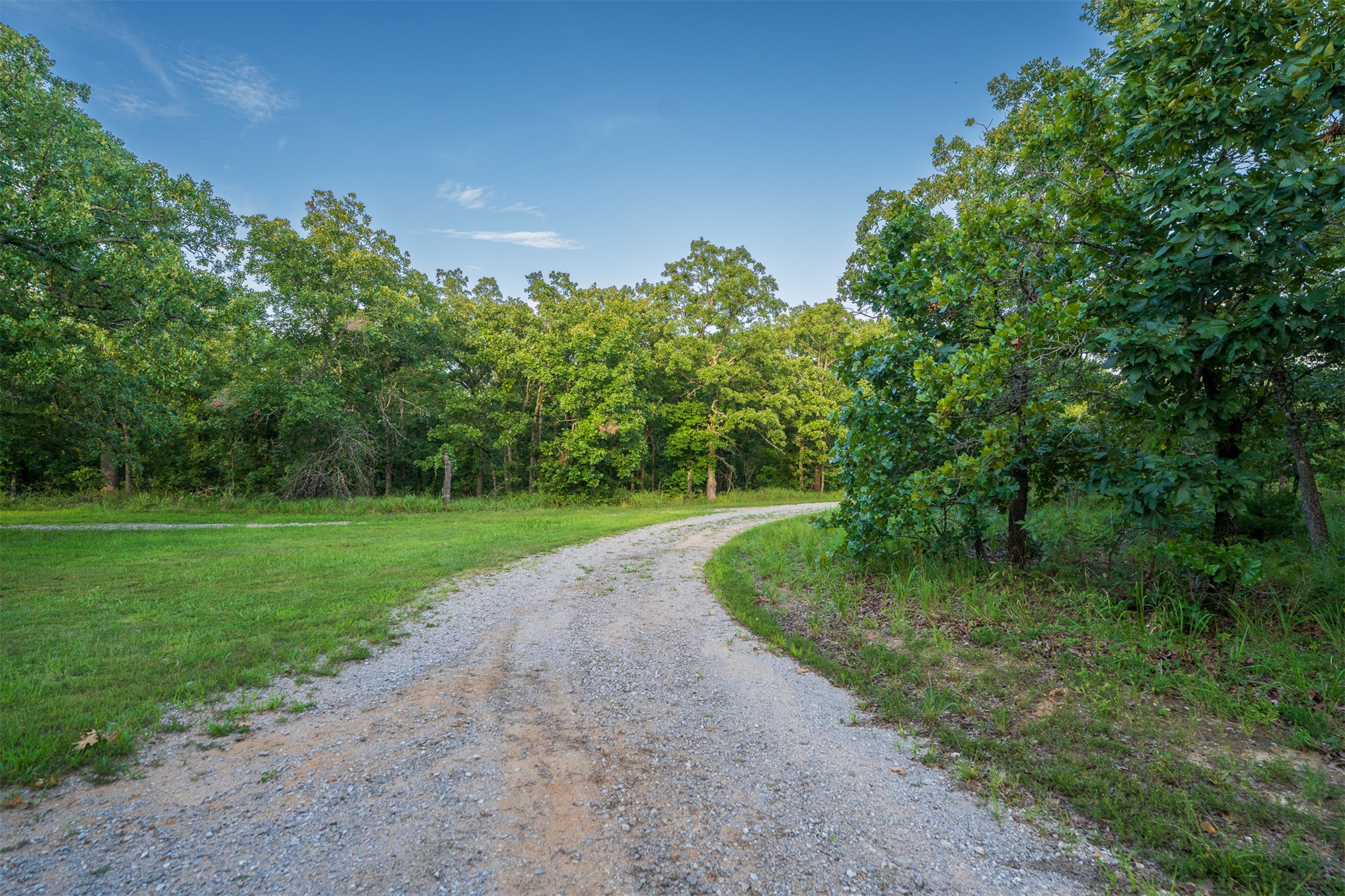 999 County Road 2265 Property Photo 89