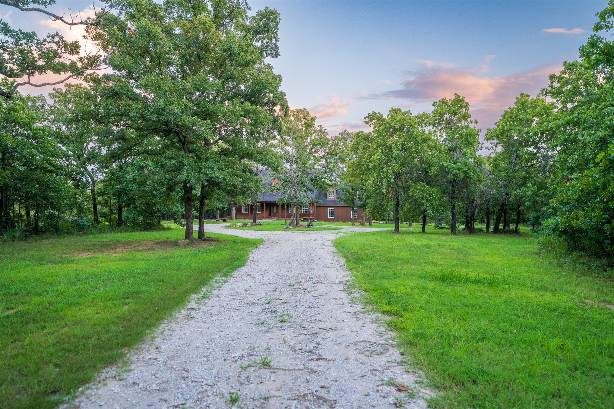 999 County Road 2265 Property Photo 91