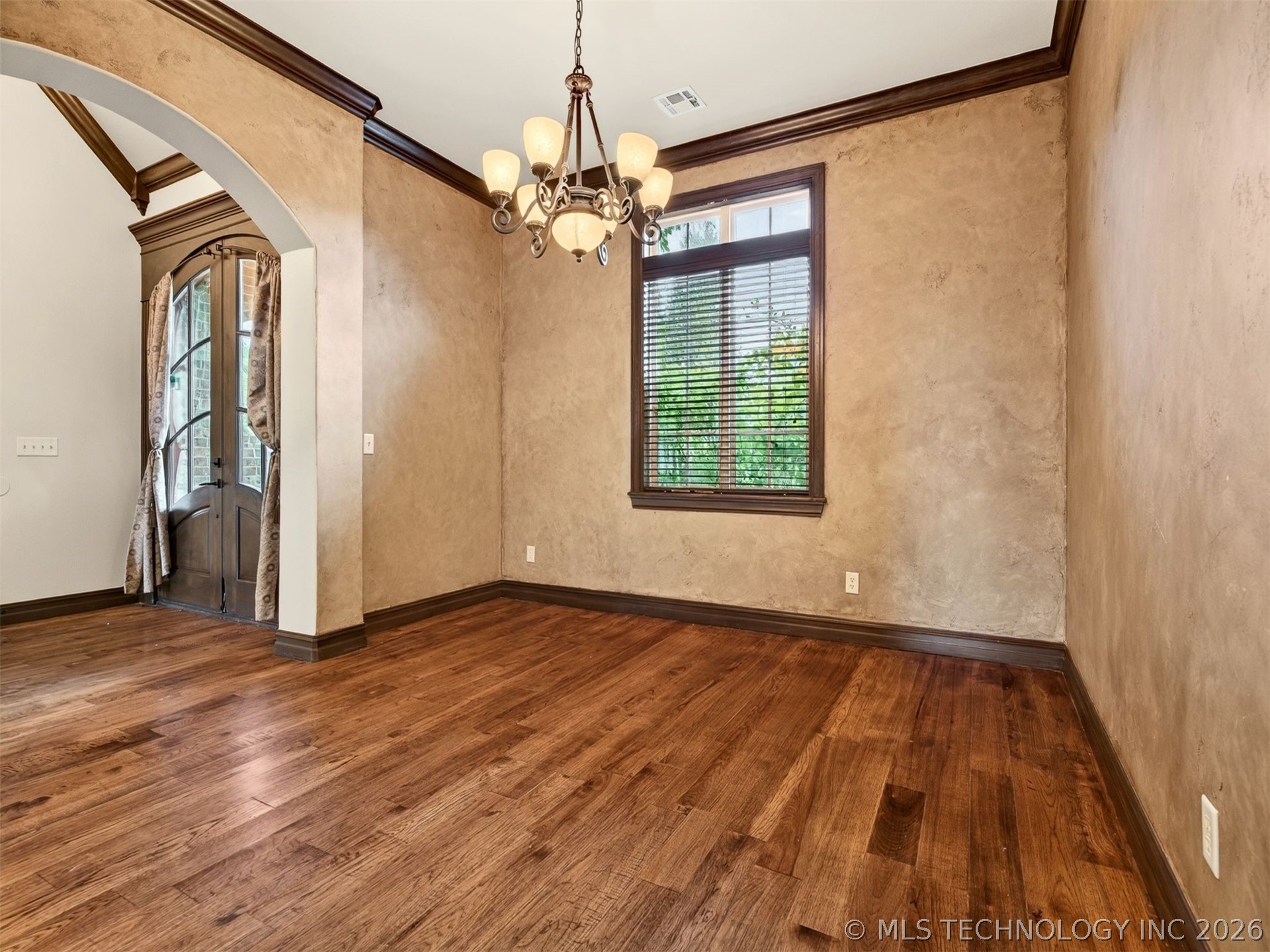 18961 Chickadee Court Property Photo 27