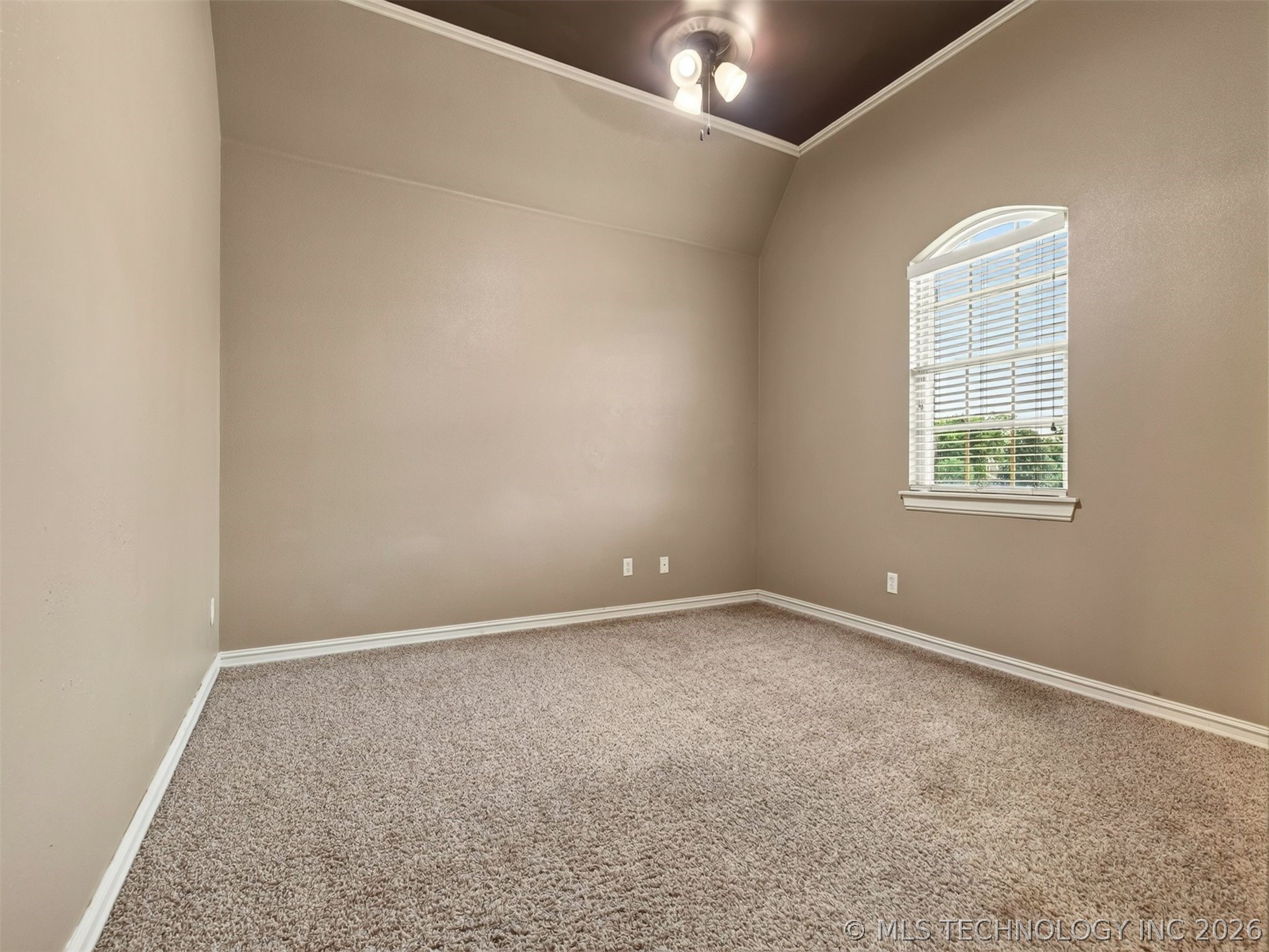 18961 Chickadee Court Property Photo 46