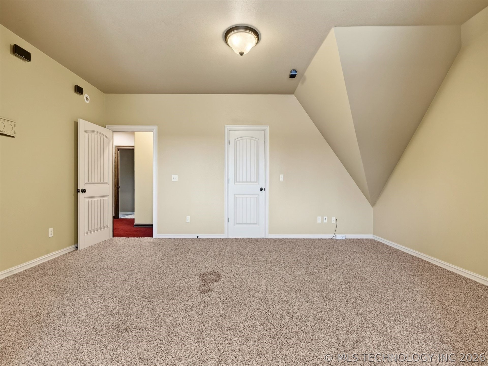 18961 Chickadee Court Property Photo 50