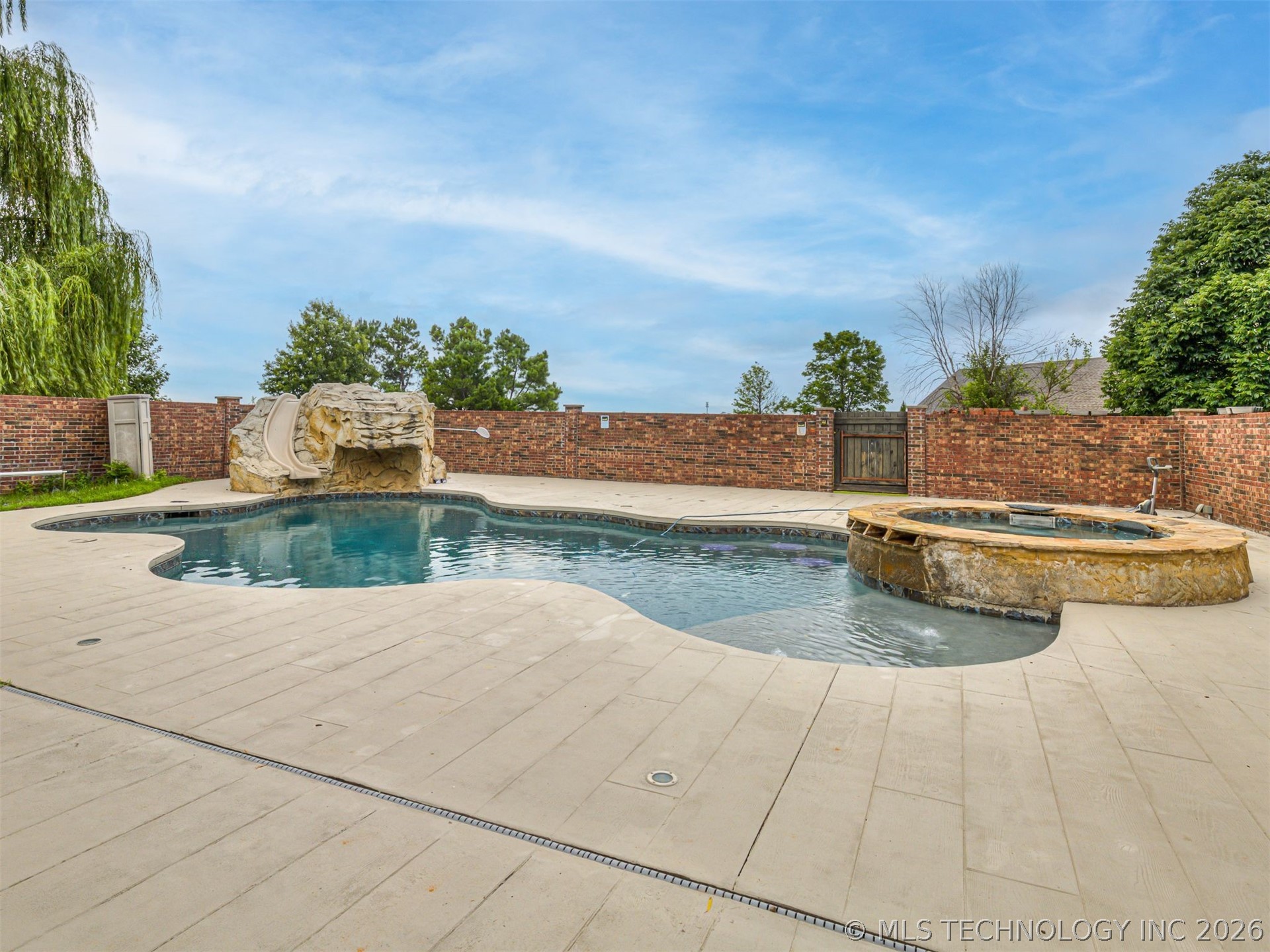 18961 Chickadee Court Property Photo 59