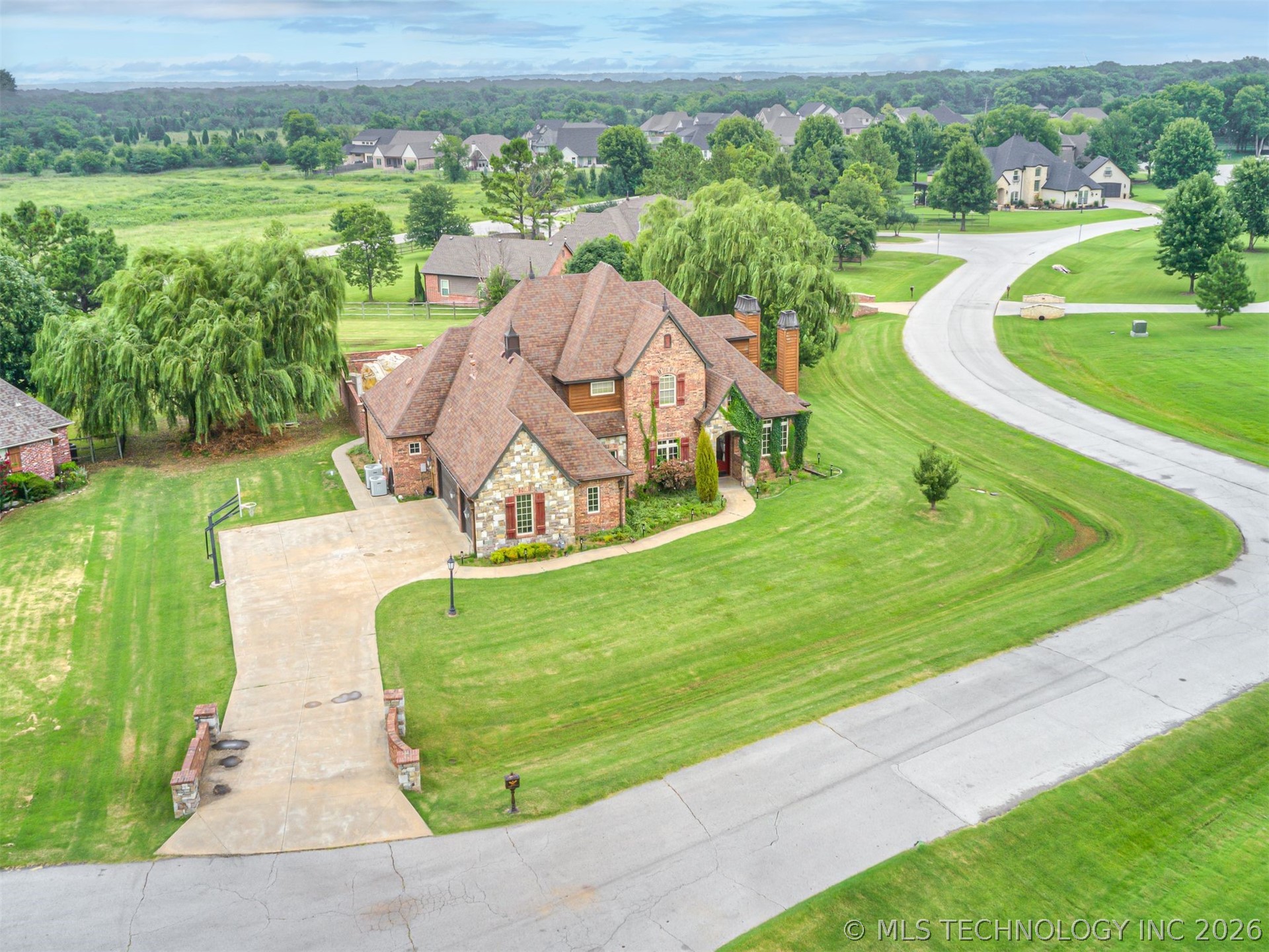 18961 Chickadee Court Property Photo 62