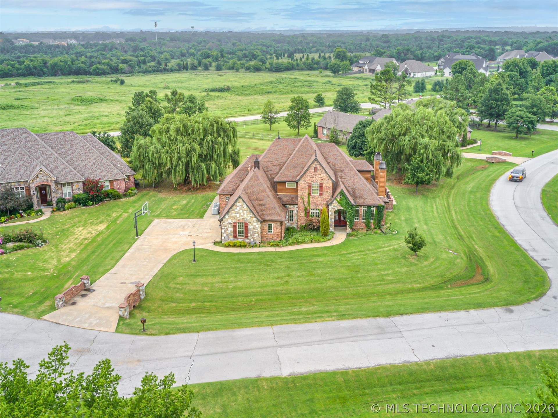 18961 Chickadee Court Property Photo 63