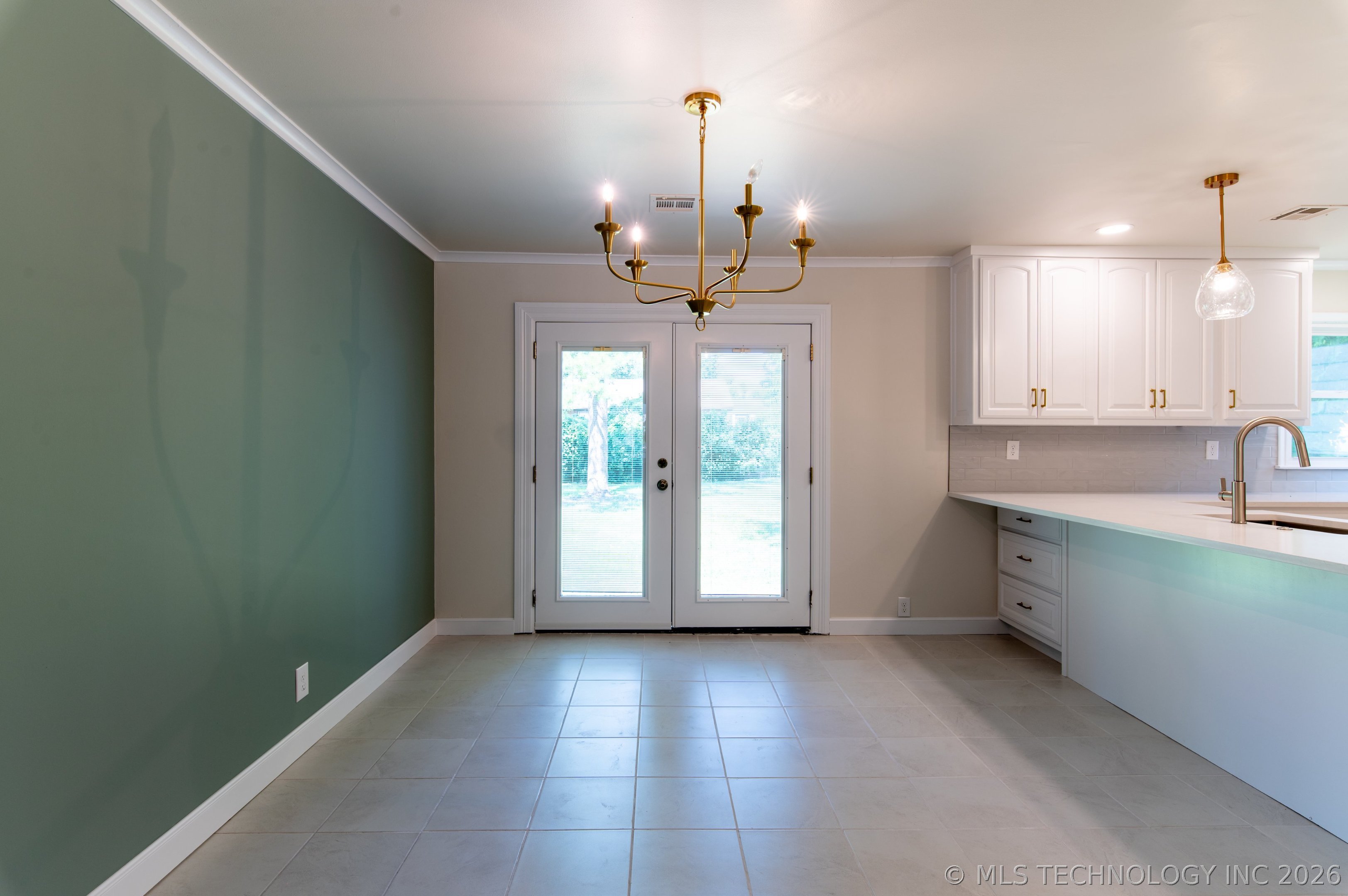 554 S Sandusky Avenue Property Photo 10