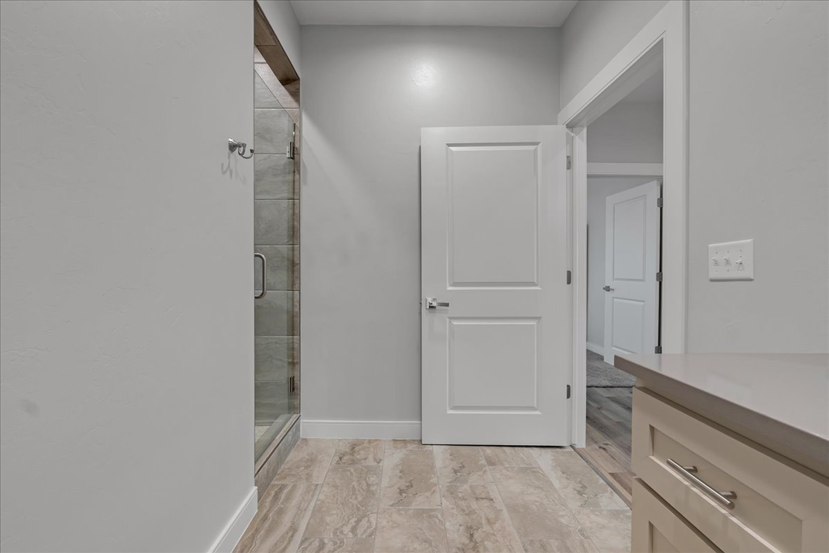 113 E 168th Street S Property Photo 56