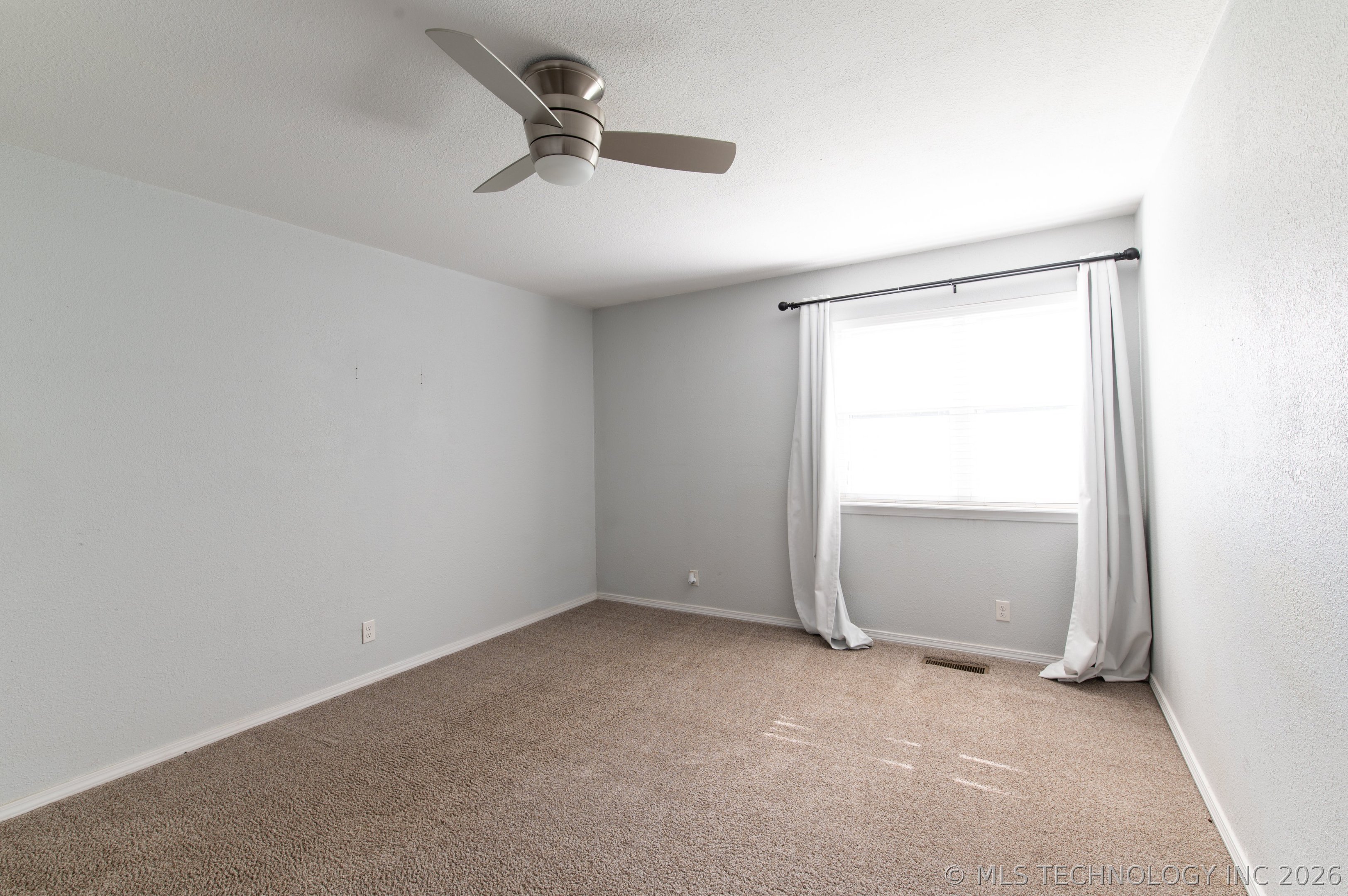 2517 W Kingsport Street Property Photo 10