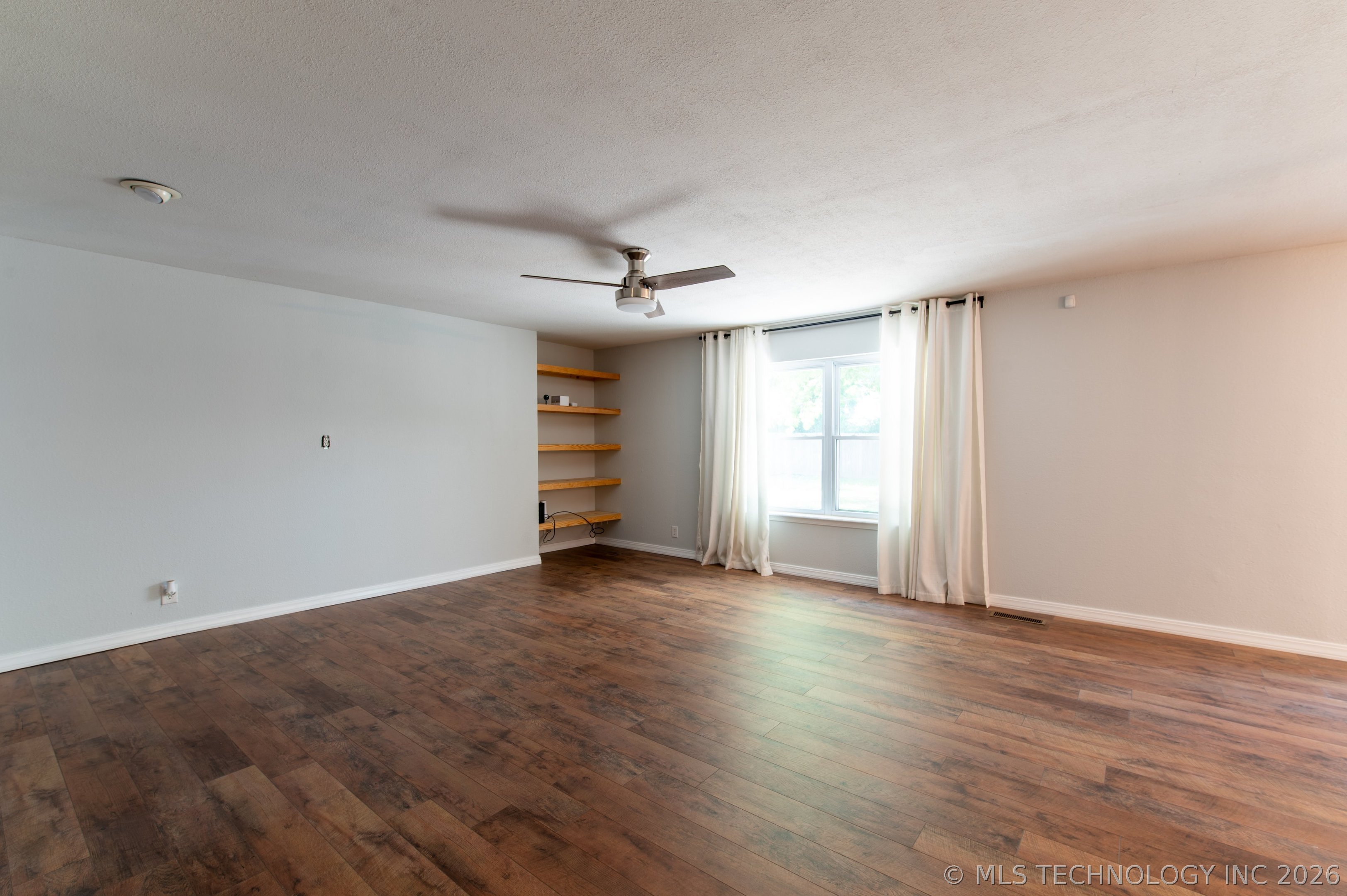 2517 W Kingsport Street Property Photo 12
