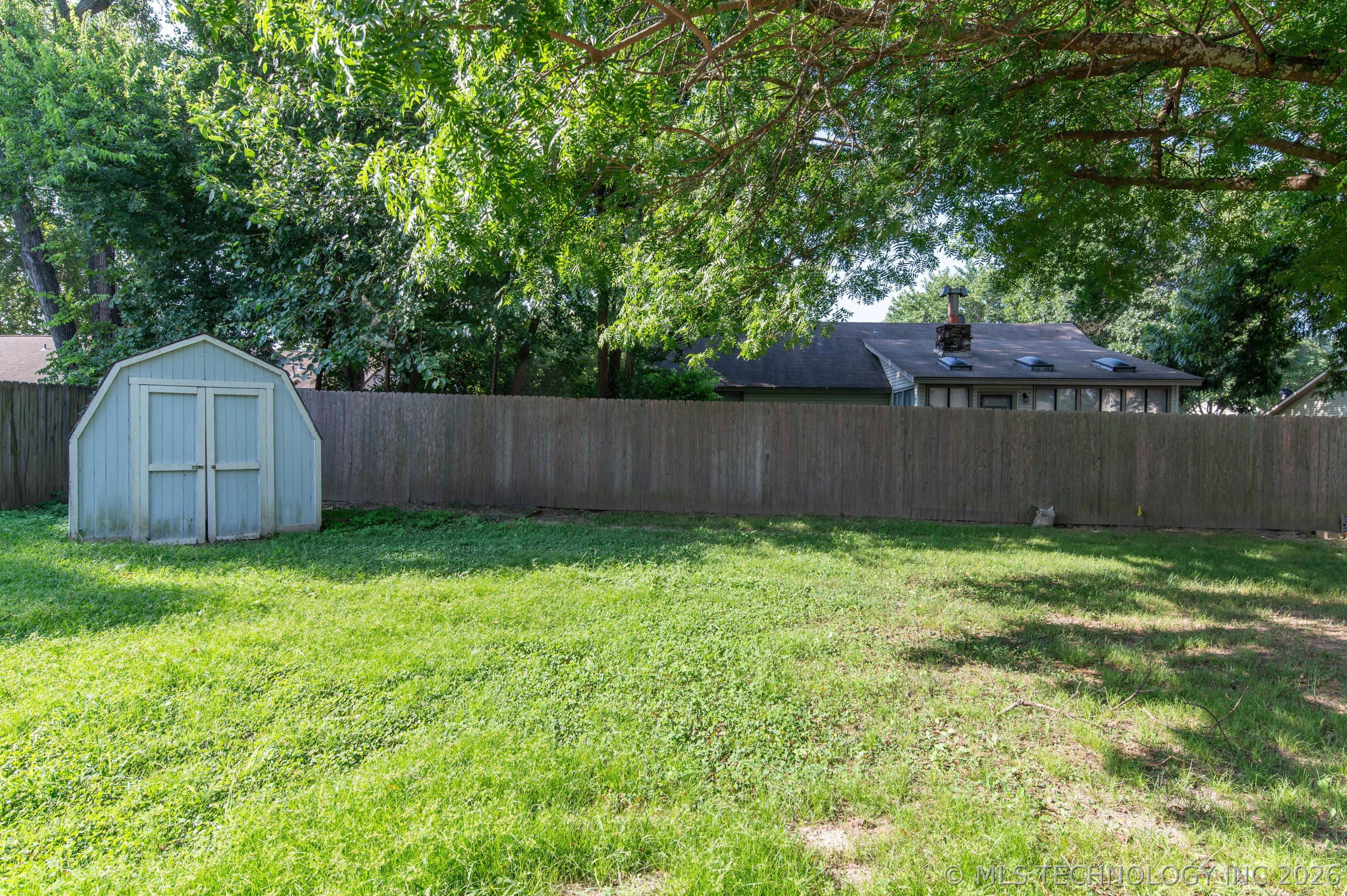 2517 W Kingsport Street Property Photo 20