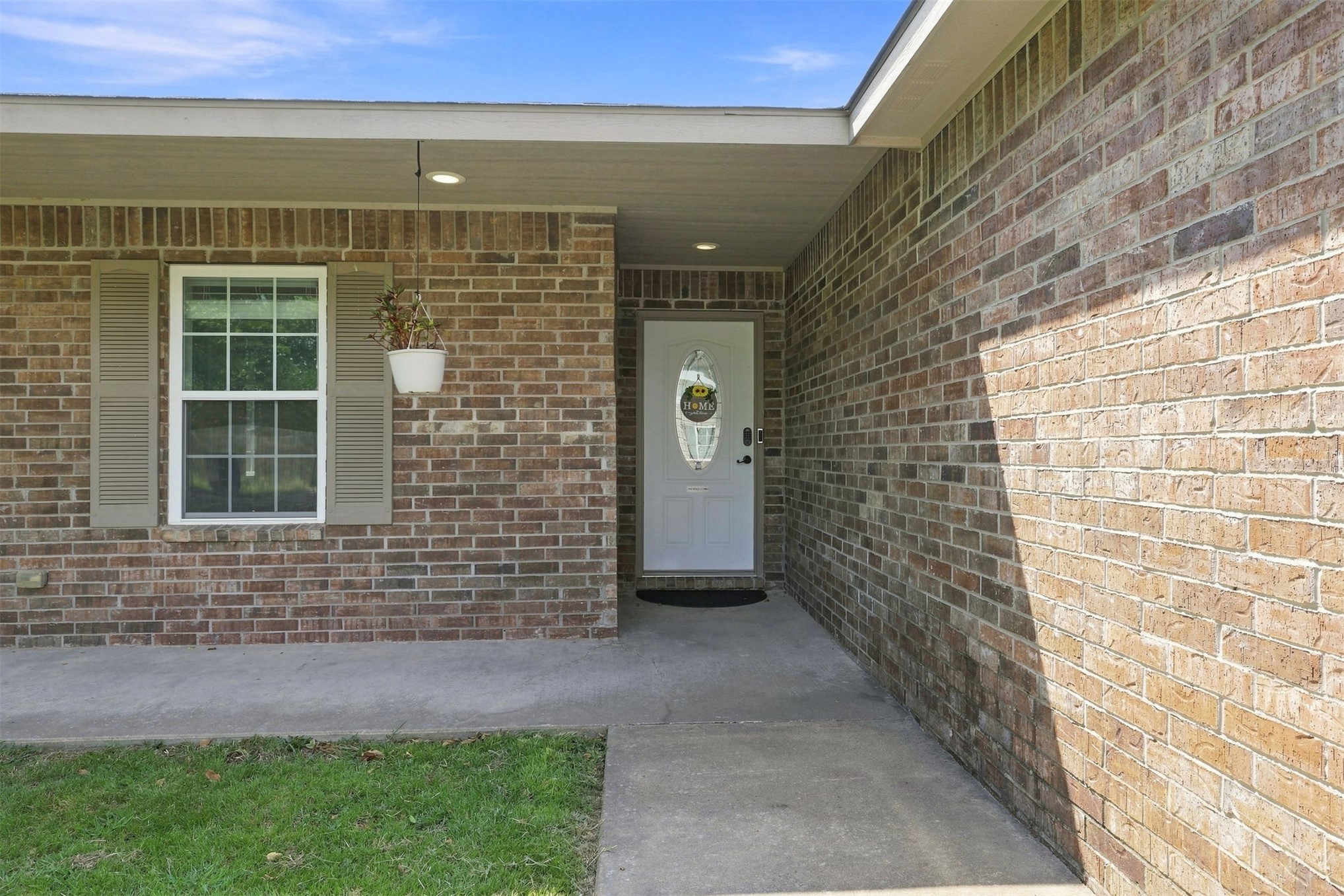 112 Elmwood Avenue Property Photo 3