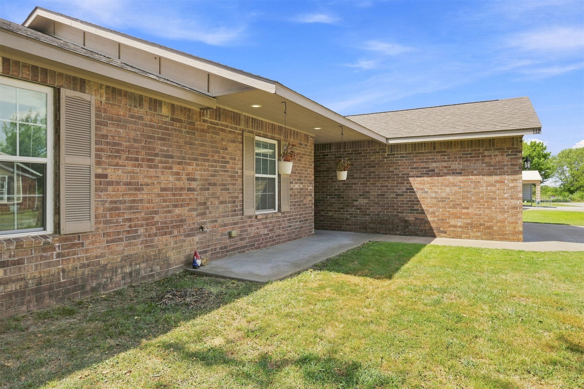 112 Elmwood Avenue Property Photo 4