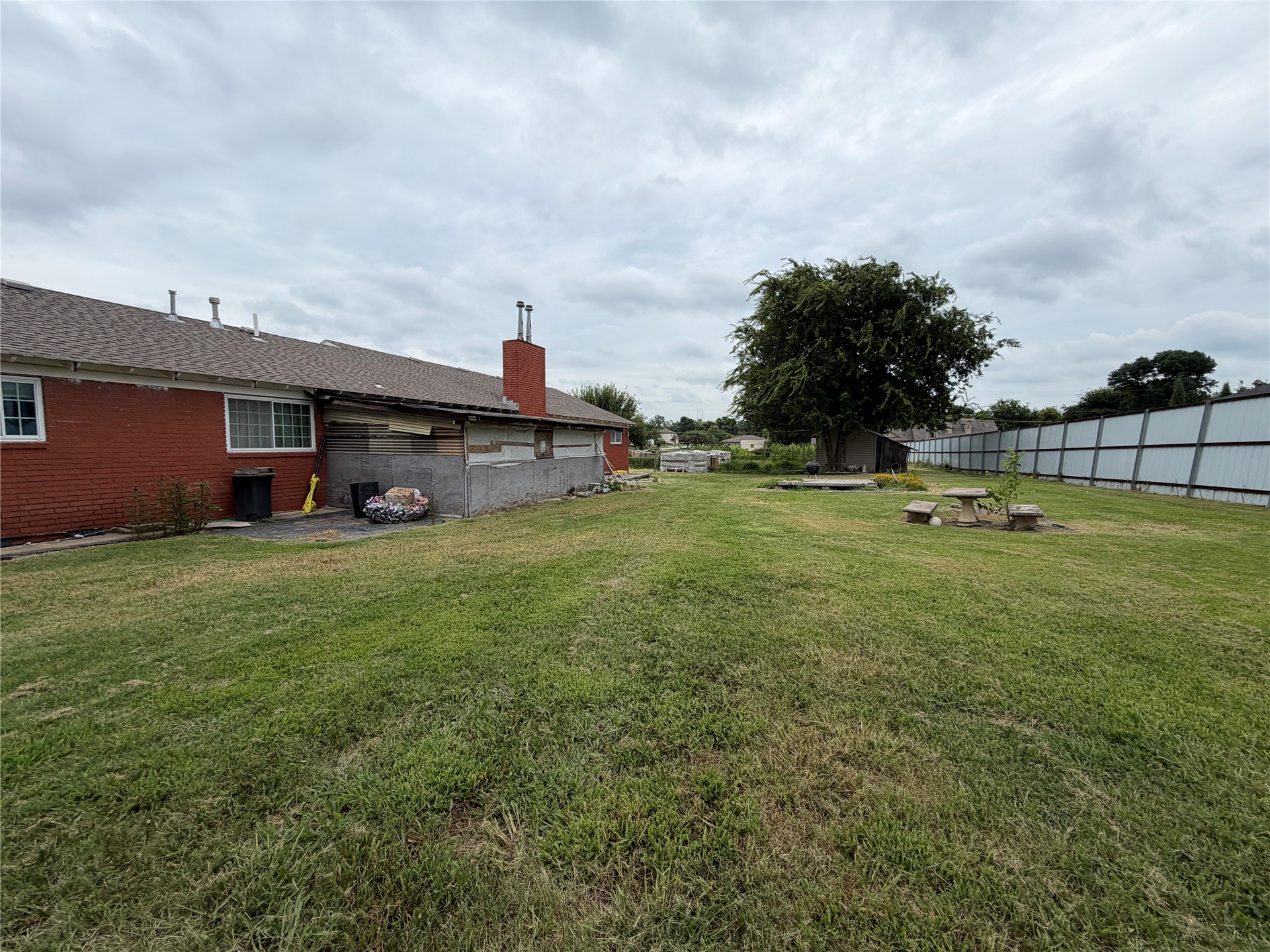 12948 E 14th Street Property Photo 4