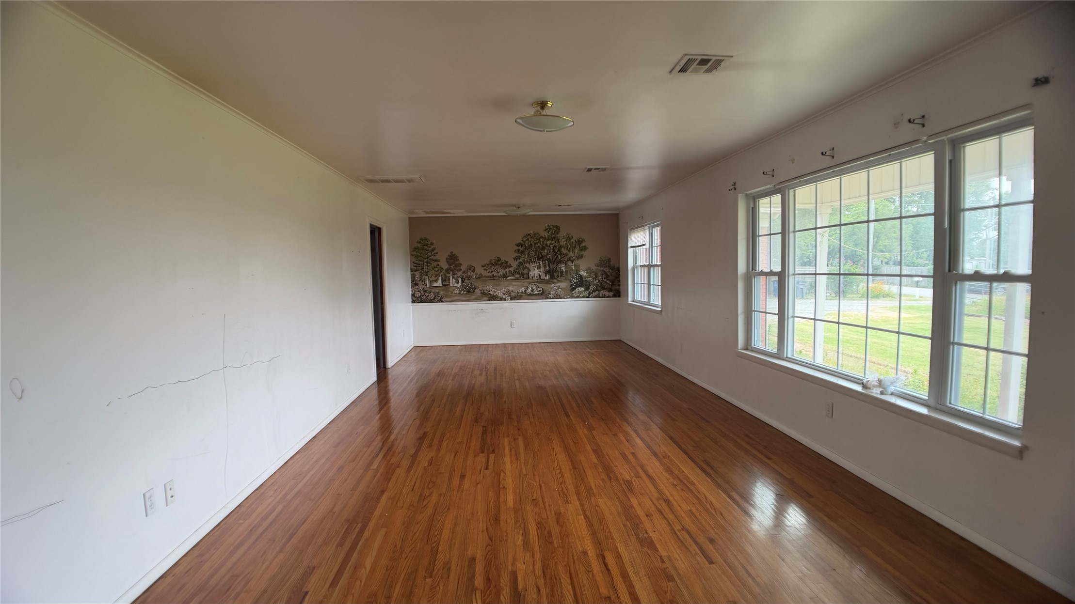 12948 E 14th Street Property Photo 9
