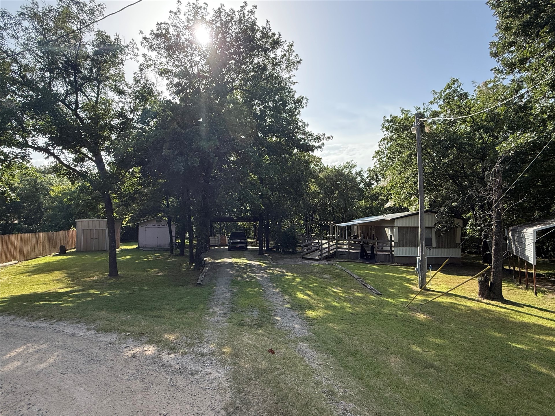 416773 E 1075 Road Property Photo 1