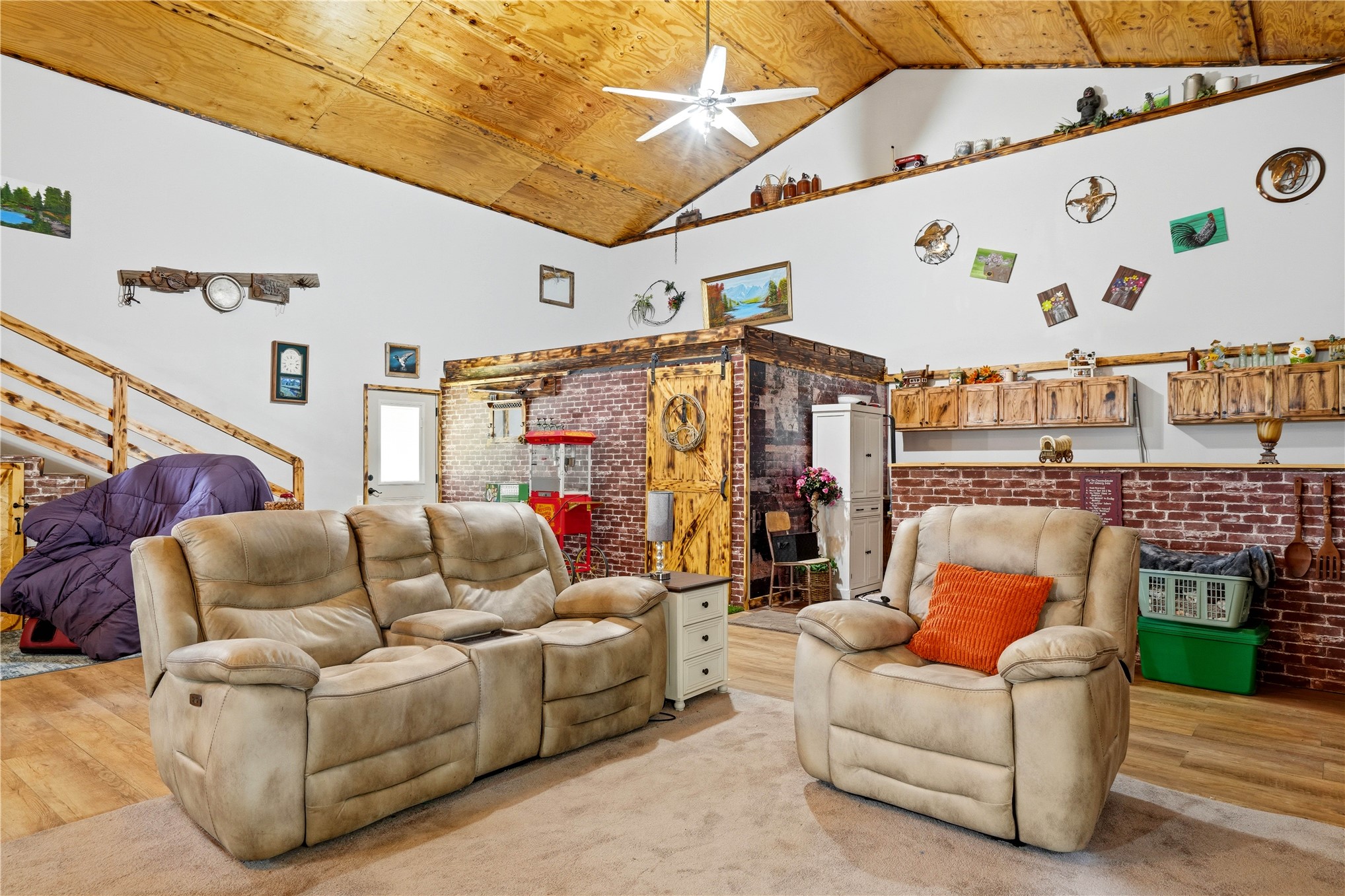 32354 S Indian Road Property Photo 21