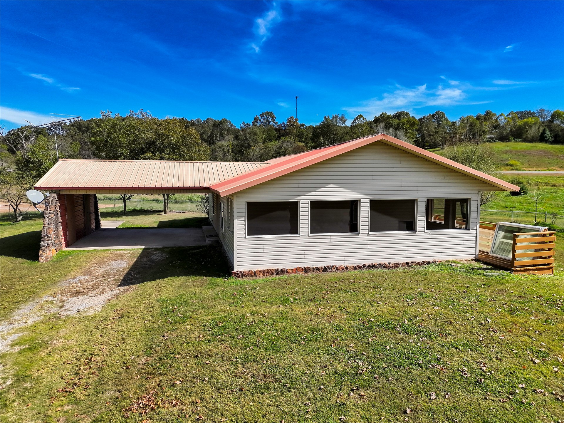 467875 Hwy 62 Property Photo 4