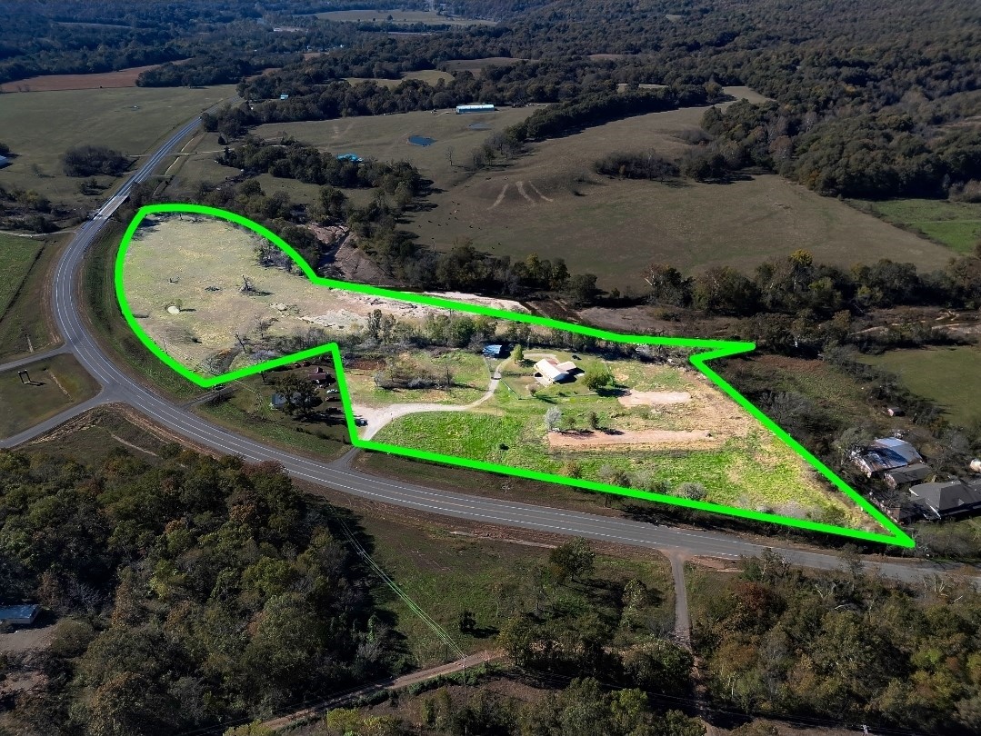 467875 Hwy 62 Property Photo 61