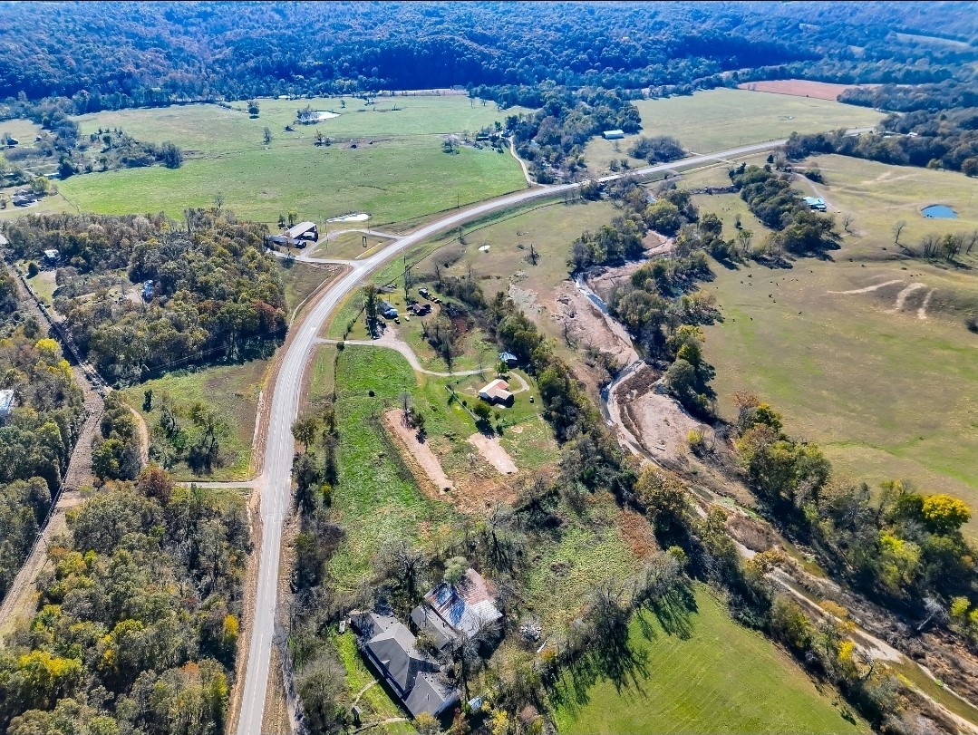 467875 Hwy 62 Property Photo 63