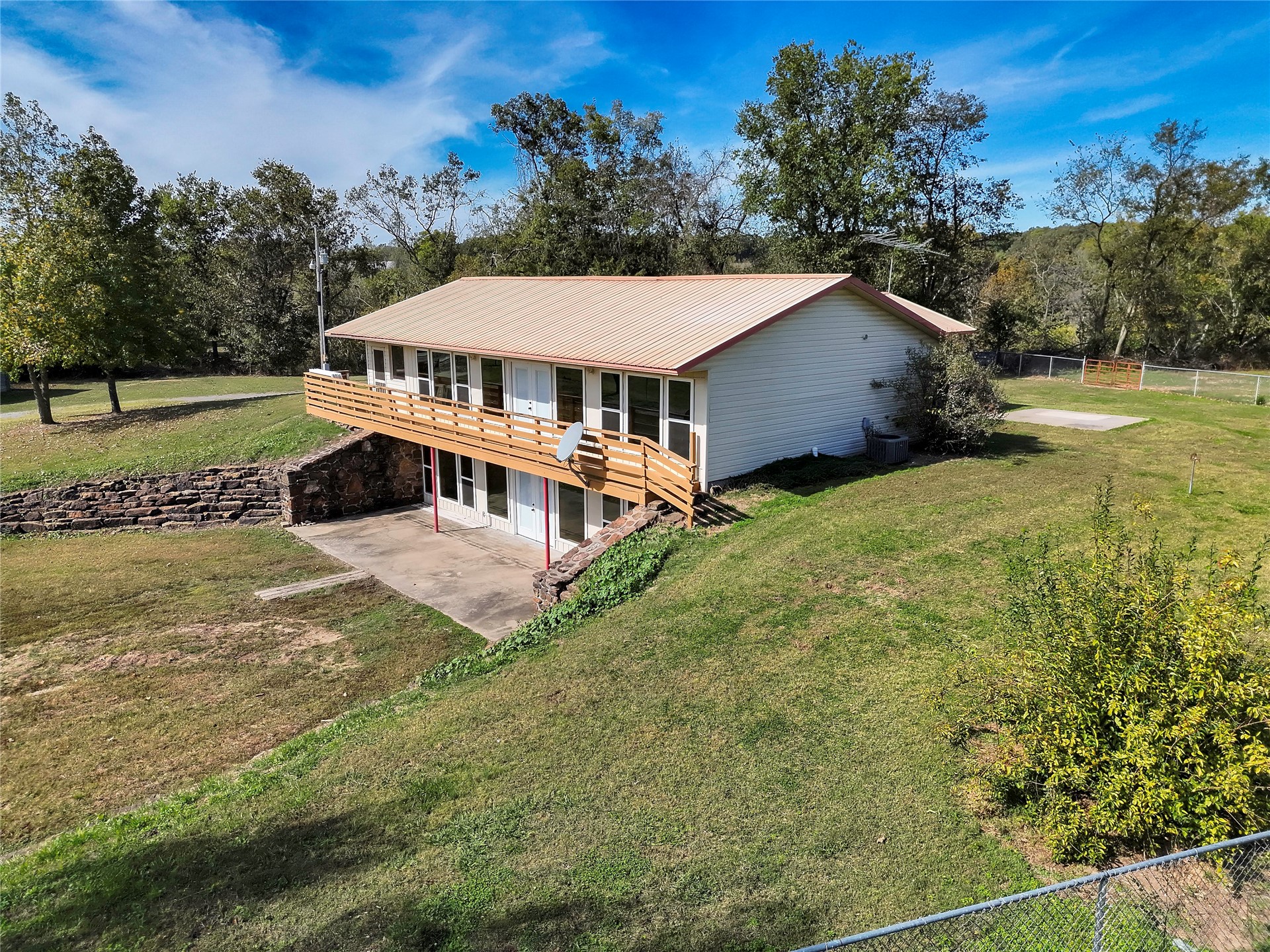 467875 Hwy 62 Property Photo 65