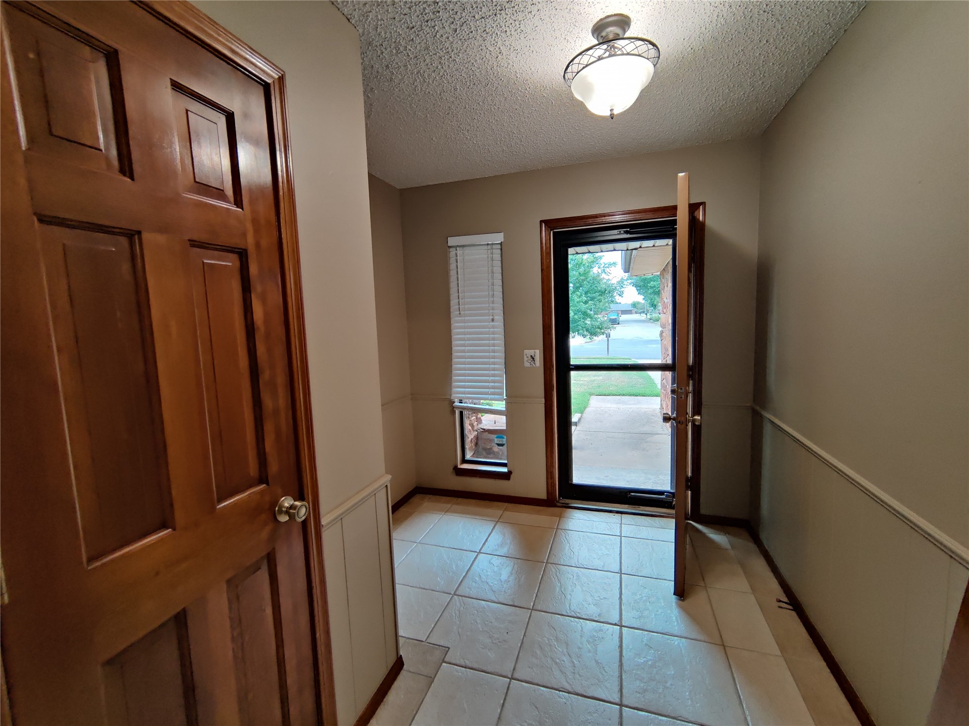 826 Se Quail Ridge Road Property Photo 3