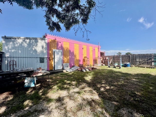 3218 W Broadway Street Property Photo 15