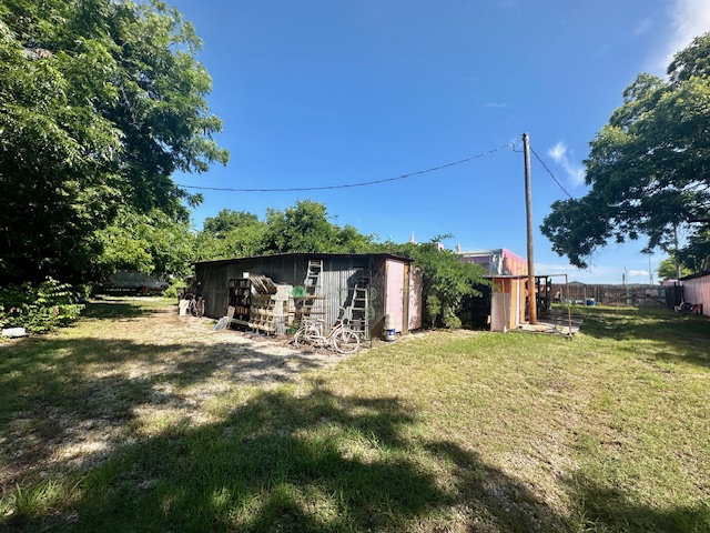 3218 W Broadway Street Property Photo 16