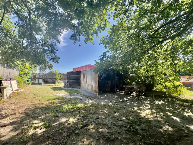 3218 W Broadway Street Property Photo 19