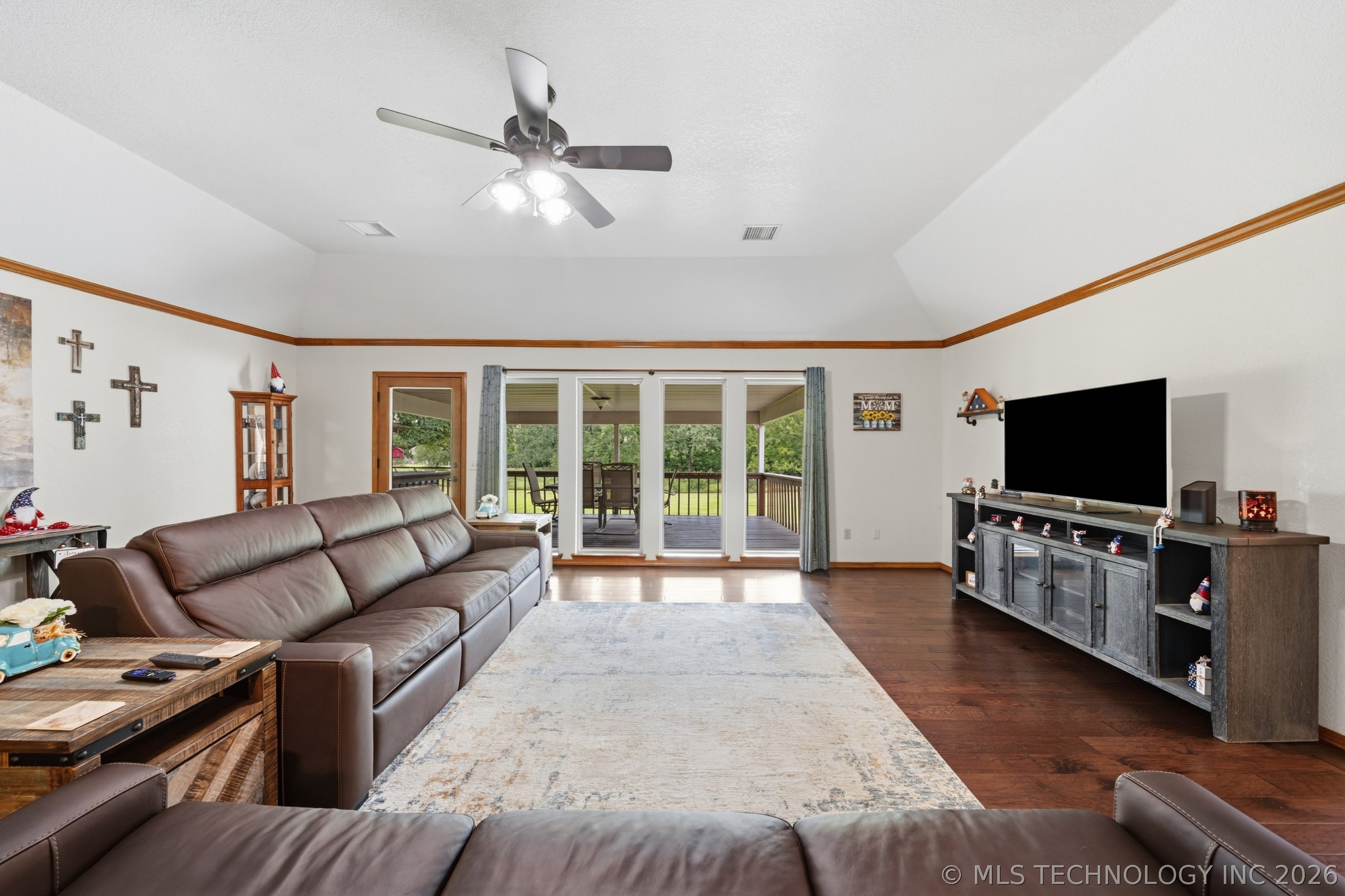 5570 S 286th Avenue E Property Photo 8