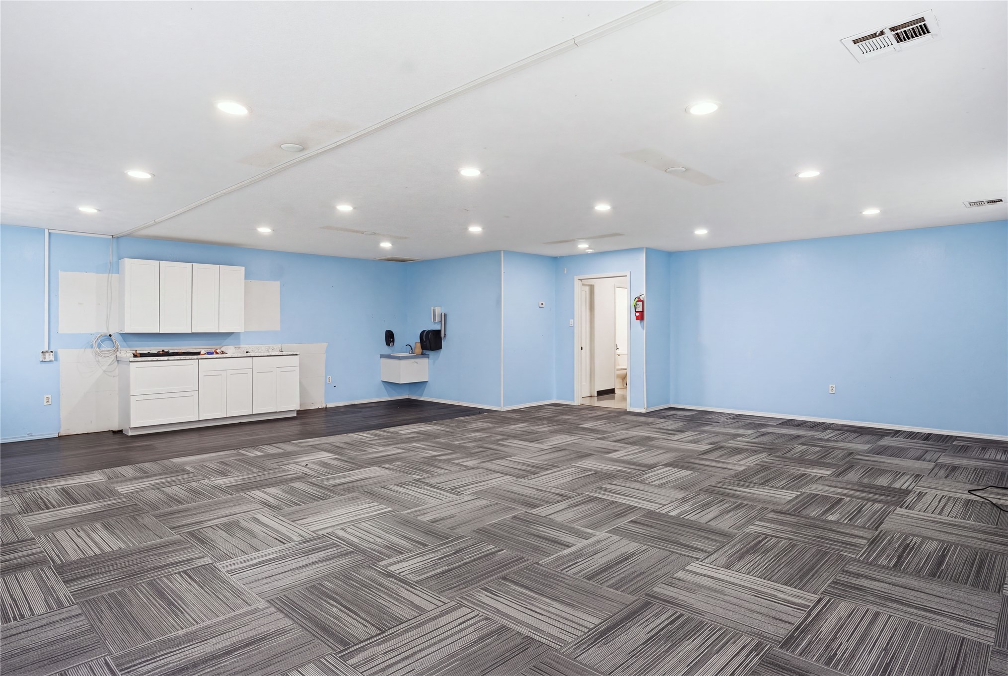 715 Buffington Road Property Photo 40