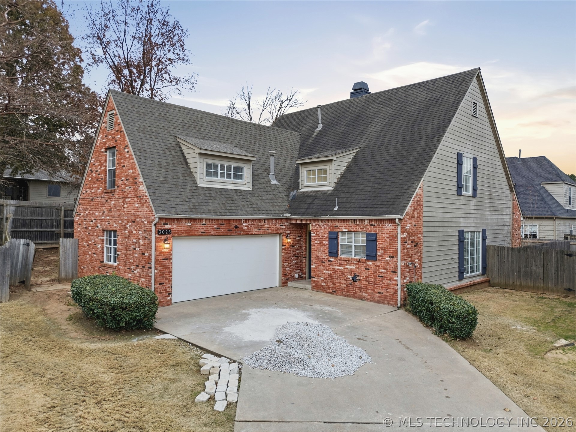 3026 E 89th Place Property Photo 1