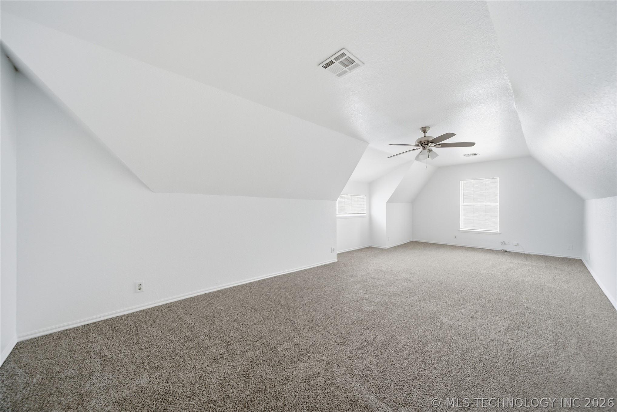3026 E 89th Place Property Photo 14