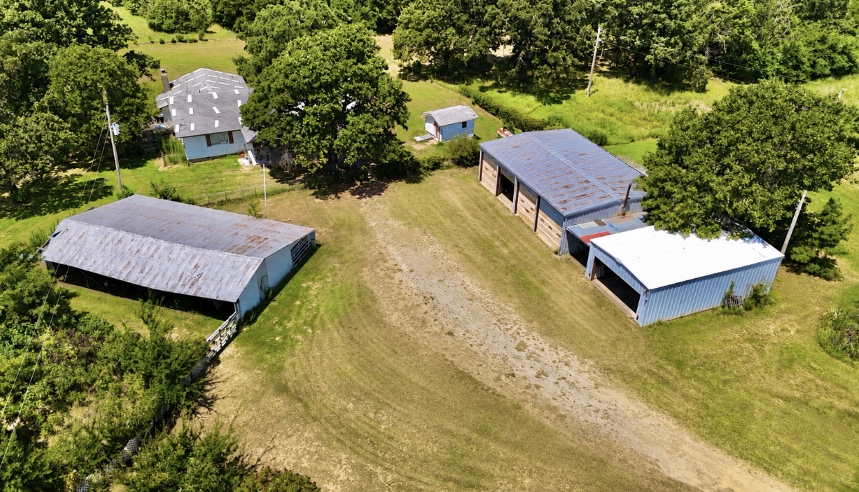 117102 S 4306 Road Property Photo 22