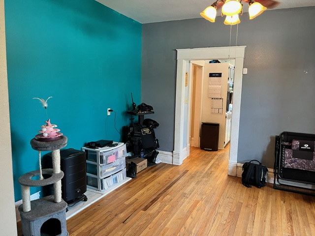 1623 E Broadway Street Property Photo 8