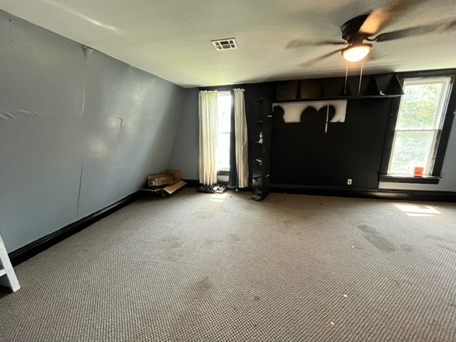1623 E Broadway Street Property Photo 29