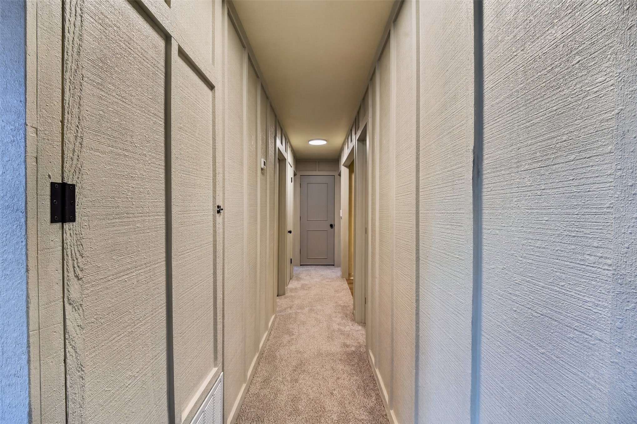 516 E Armory Avenue Property Photo 14
