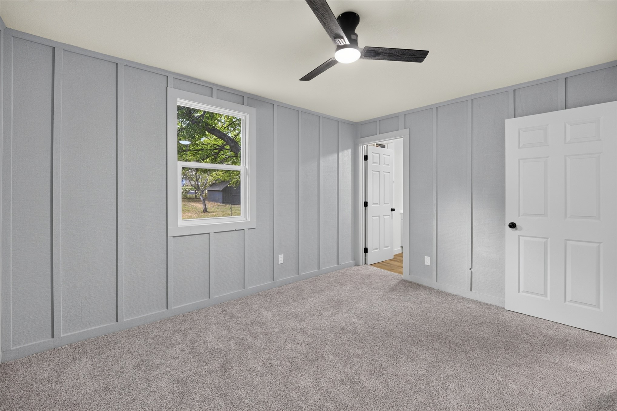 516 E Armory Avenue Property Photo 16